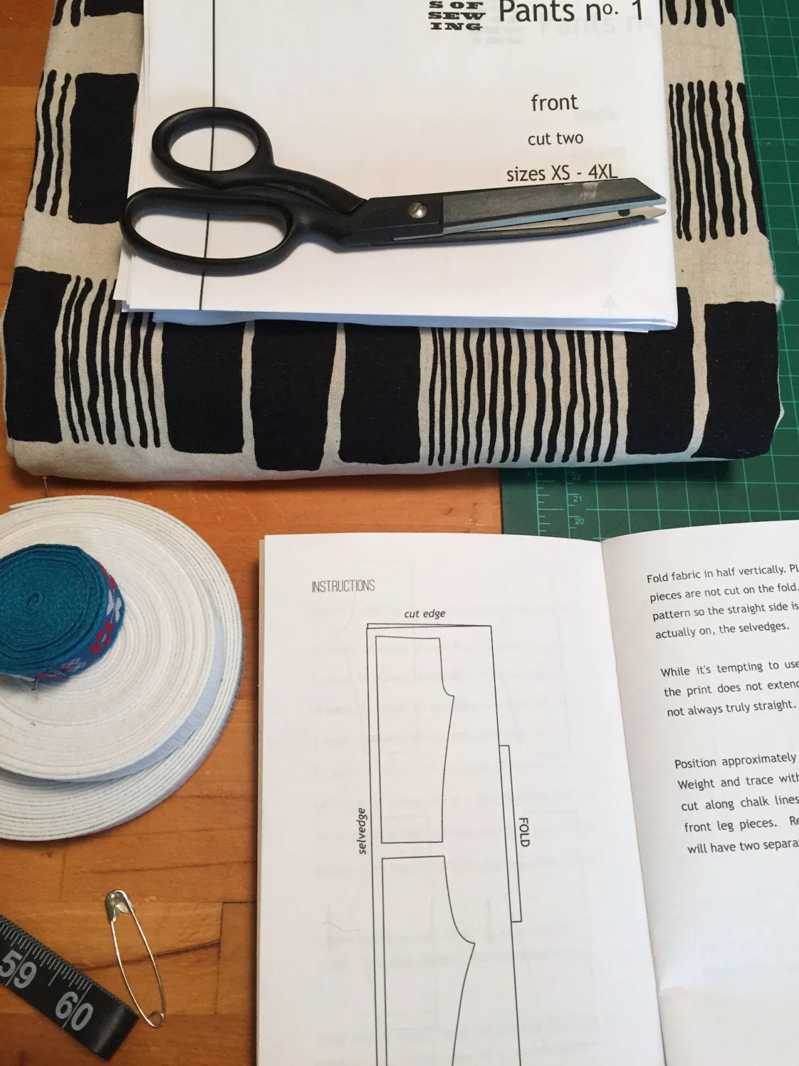 100 Acts of Sewing: Pants No. 1 - Print Sewing Pattern