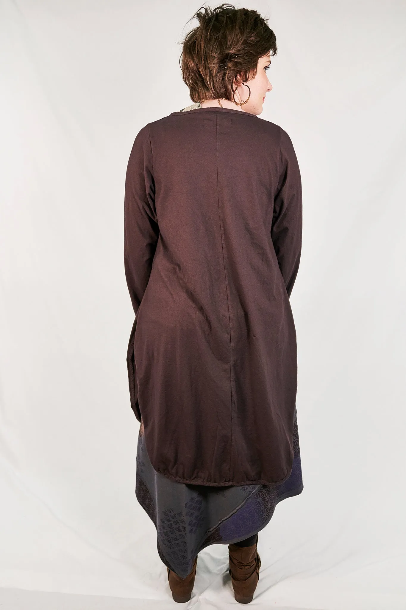 1257- Curved Hem Dahlia-Peat-Unprinted