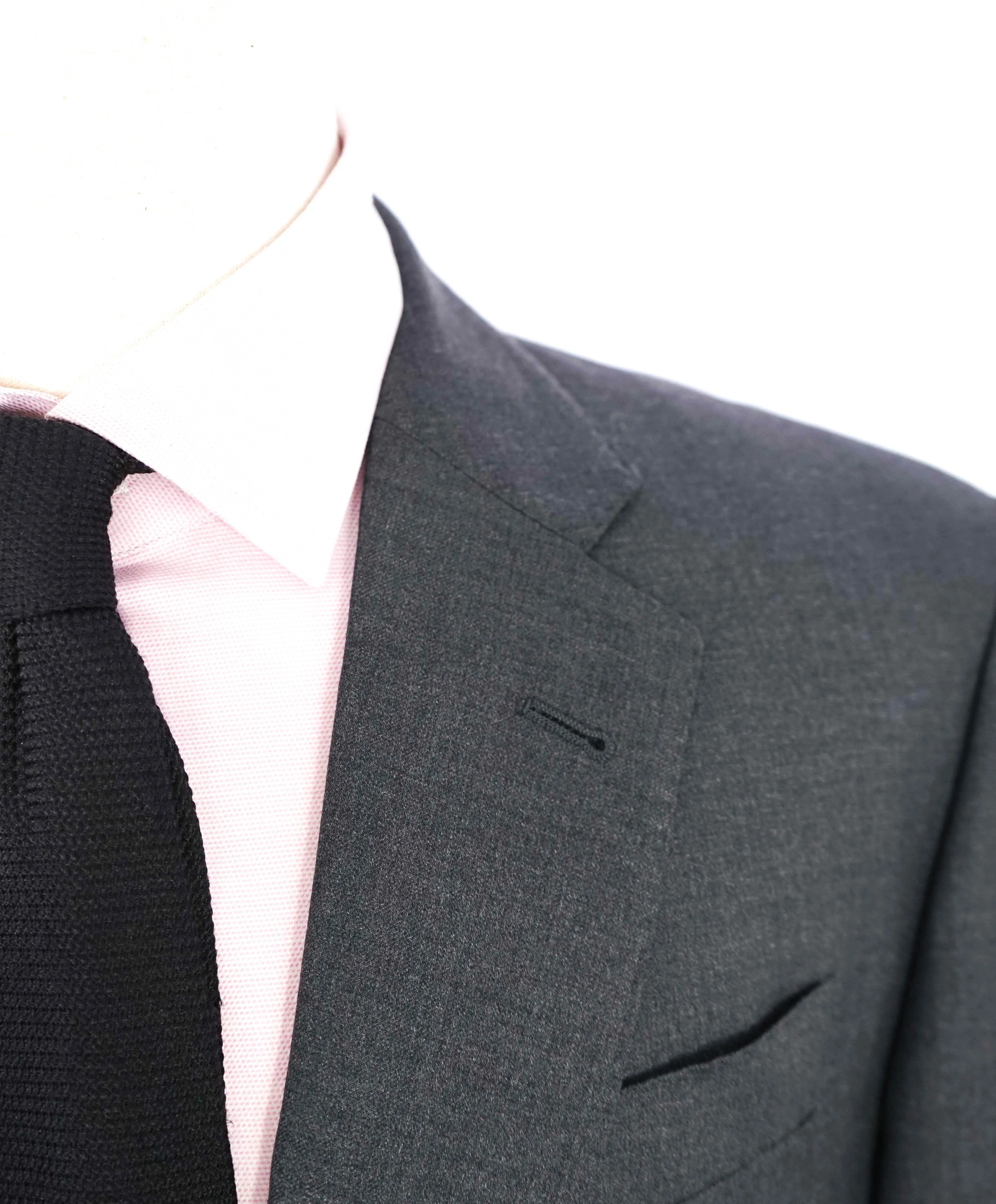 $1,995 EMPORIO ARMANI -Super 130's  “G LINE” Gray Suit - 42L