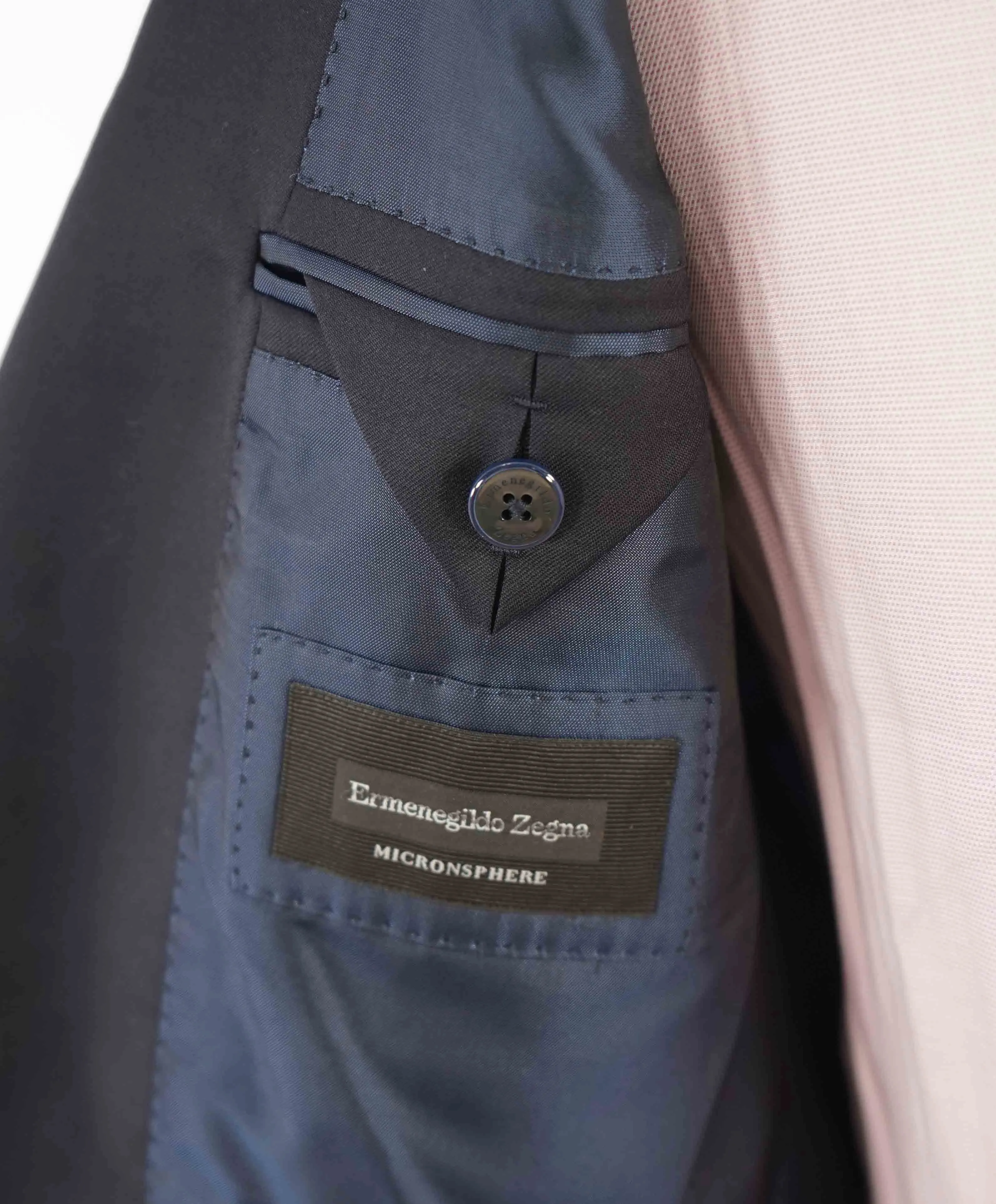 $3,250 ERMENEGILDO ZEGNA - "MICRONSPHERE" *Closet Staple* Navy Suit - 36S