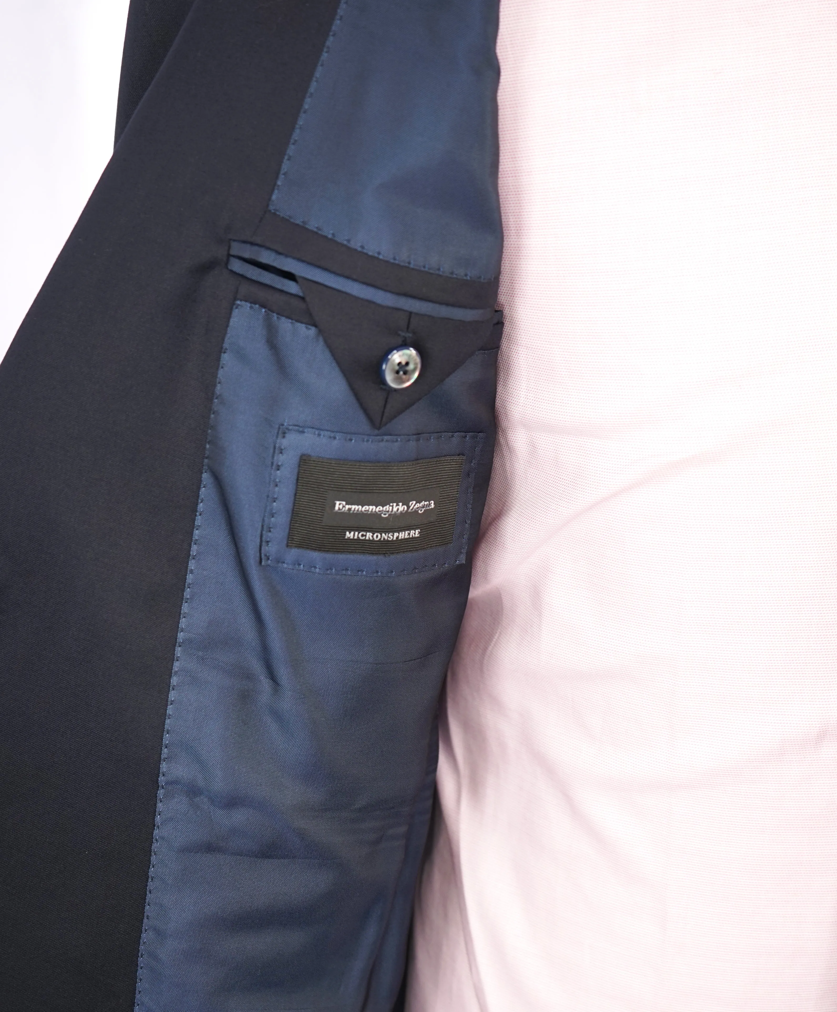 $3,250 ERMENEGILDO ZEGNA - "MICRONSPHERE" *Closet Staple* Navy Suit - 48L