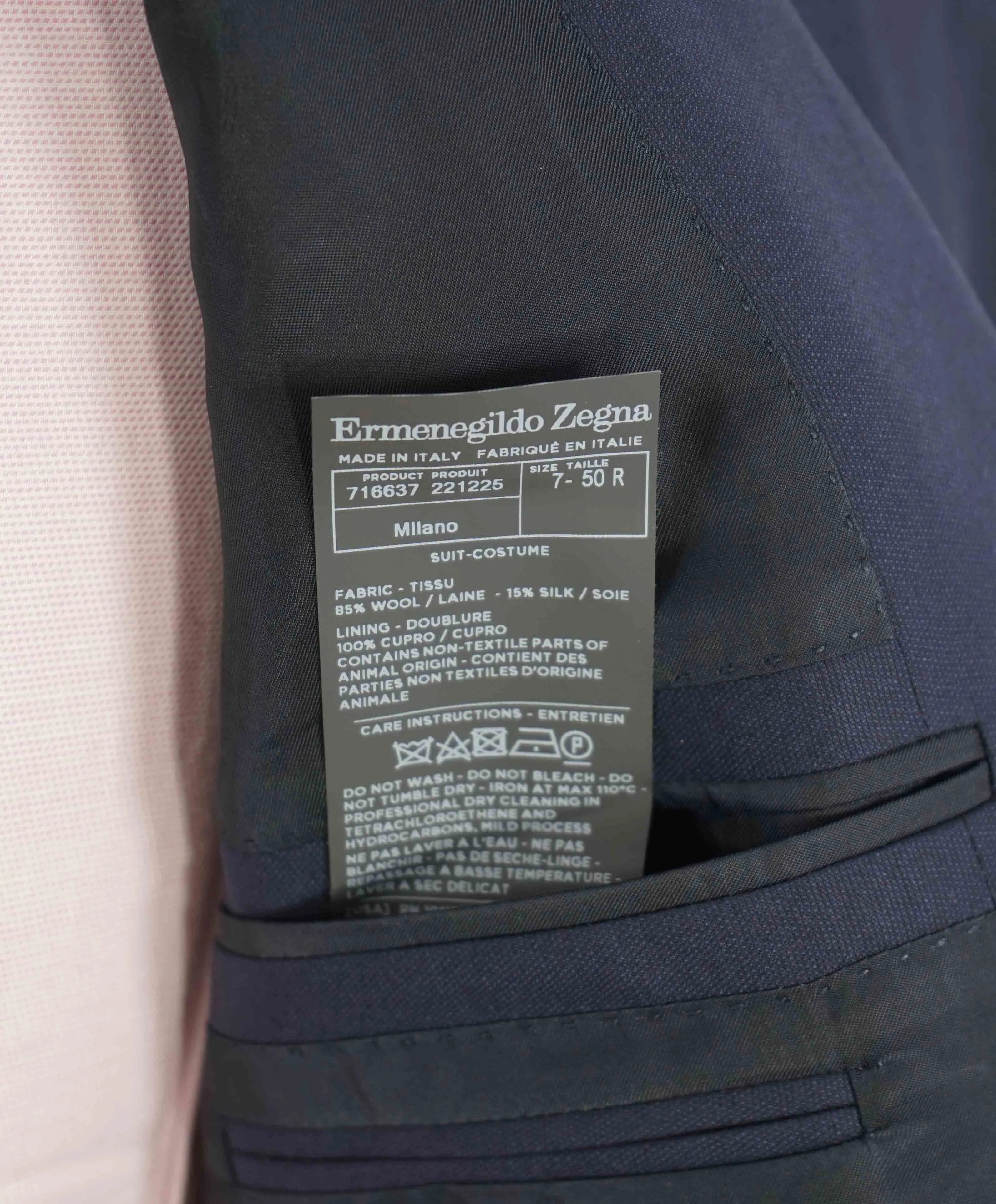 $3,995 ERMENEGILDO ZEGNA -"TROFEO 600" Blue Oxford Weave Silk Suit - 40R