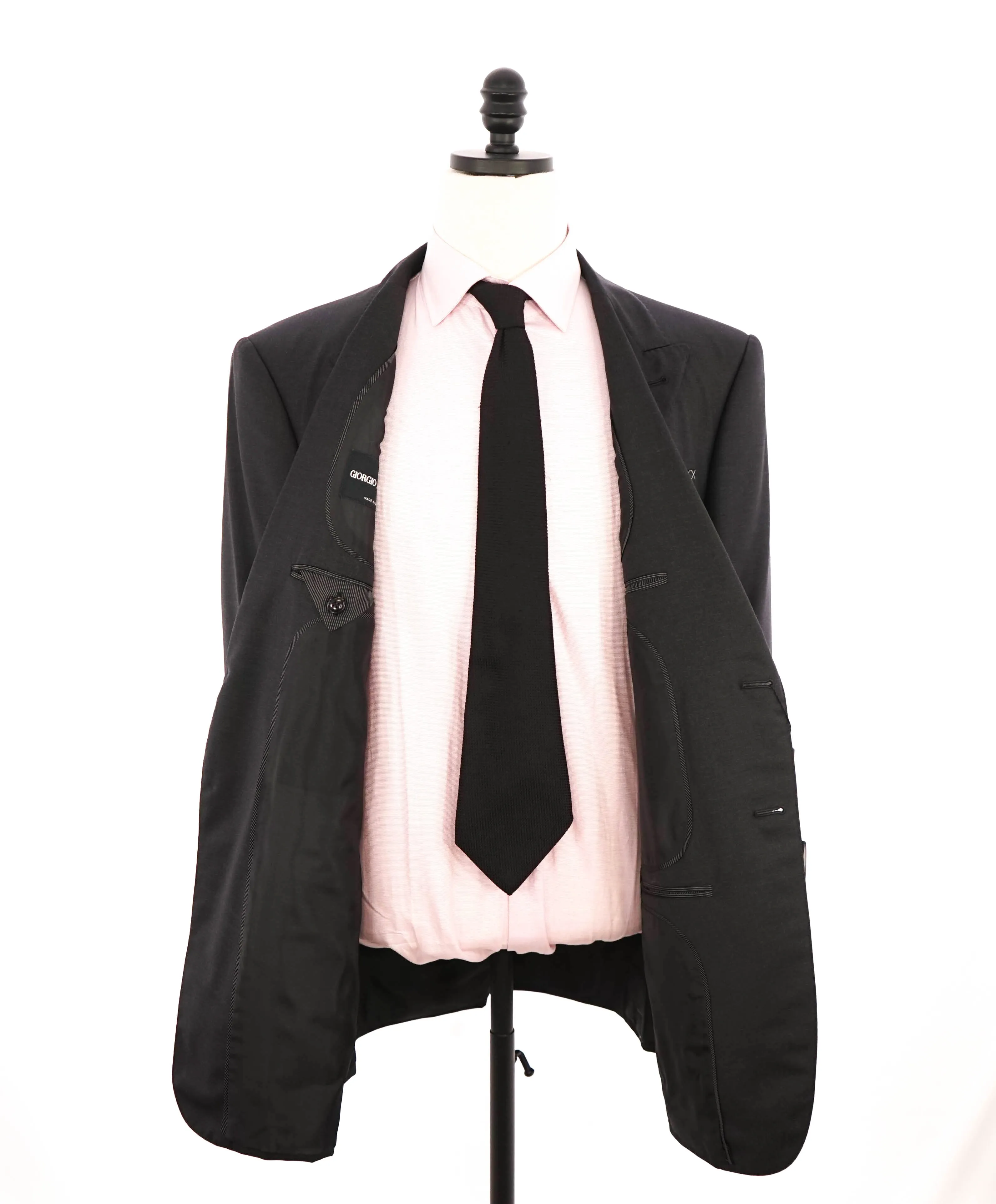 $4,595 GIORGIO ARMANI - "CAHMERE/WOOL" Gray Peak Lapel Suit - 48R