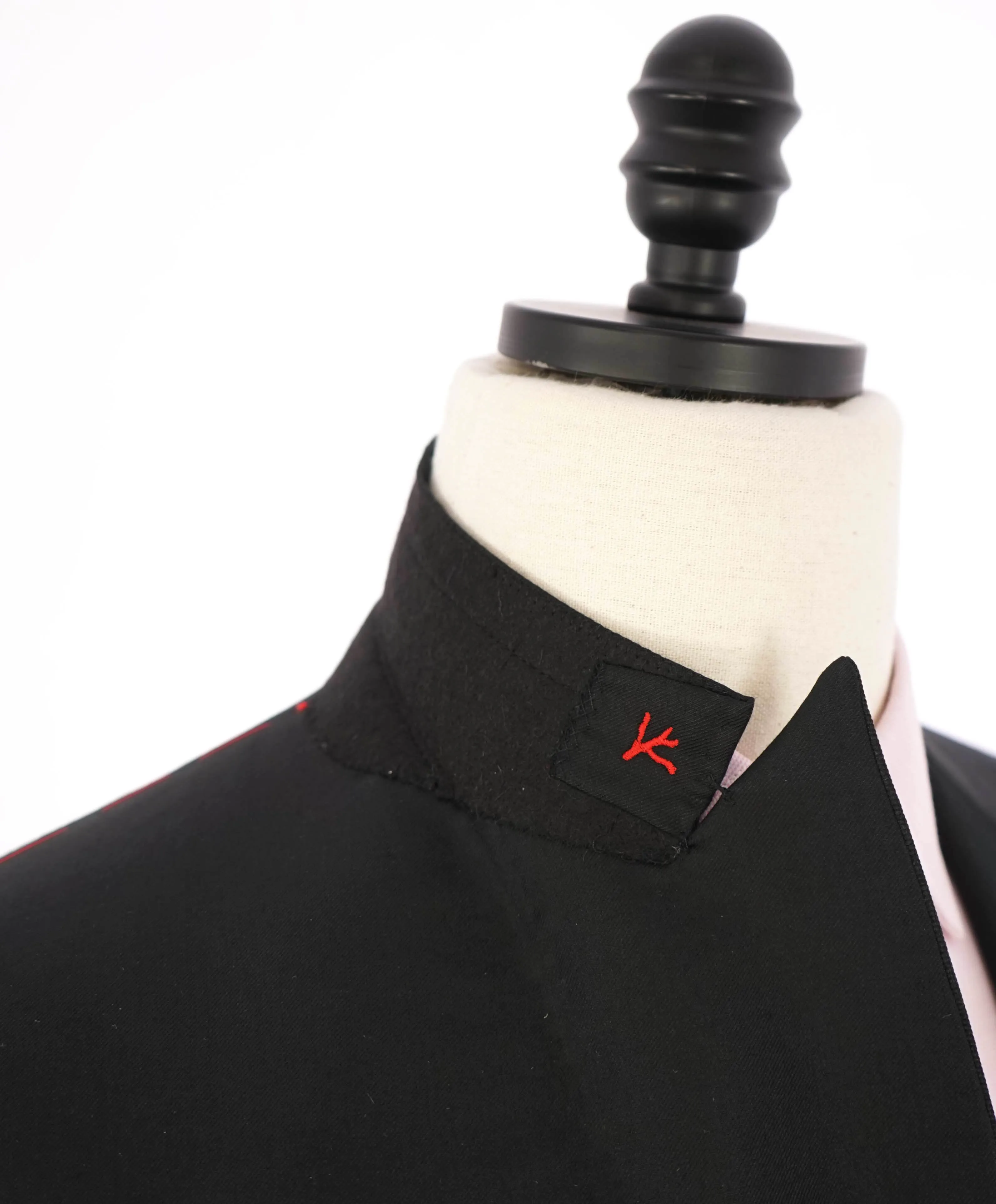 $4,595 ISAIA - "AQUASPIDER" Satin PEAK LAPEL Black Wool Tuxedo - 36S