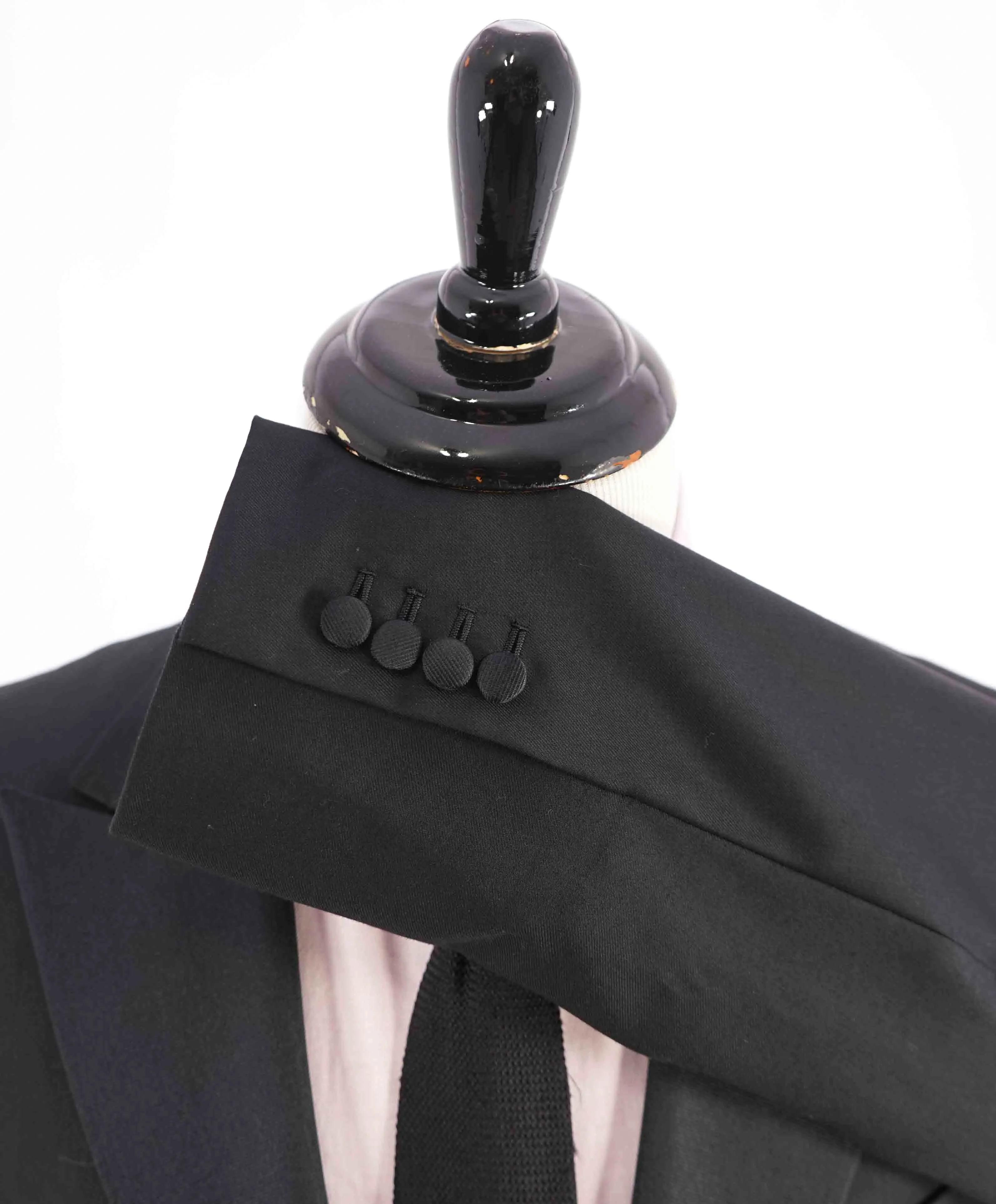 $4,595 ISAIA - "AQUASPIDER" Satin PEAK LAPEL Black Wool Tuxedo - 38S