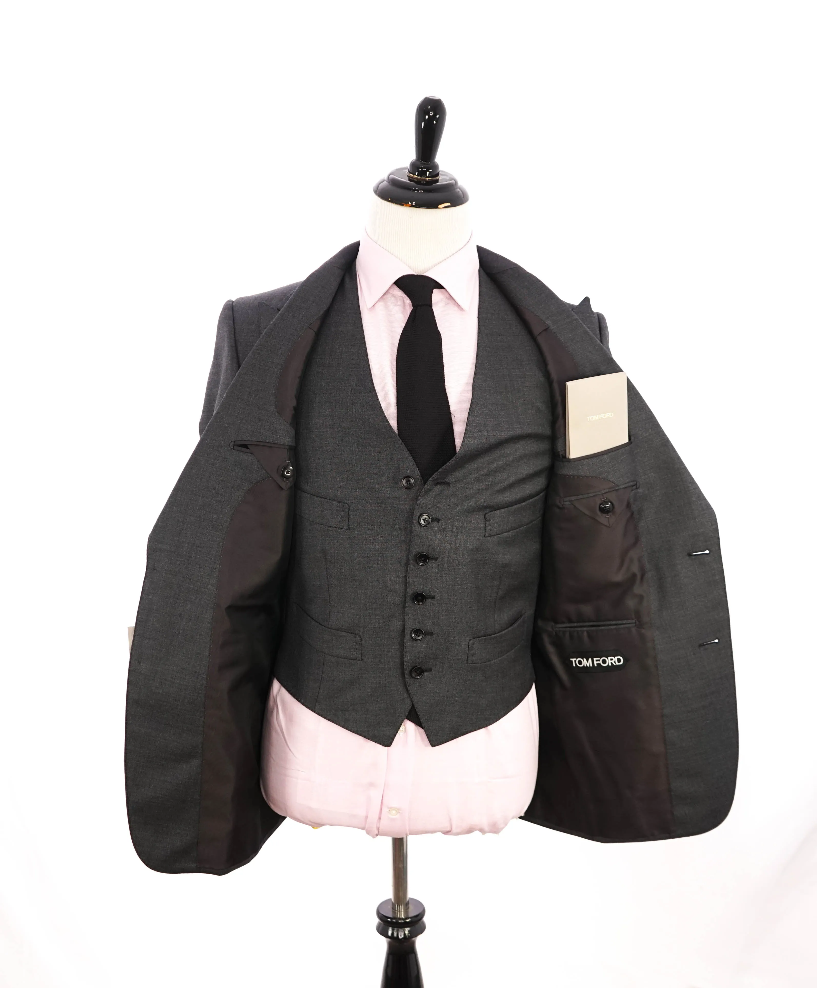 $5,000 TOM FORD - 3-Piece Gray PEAK LAPEL Vested Side Tab Suit - 36S (46EU)