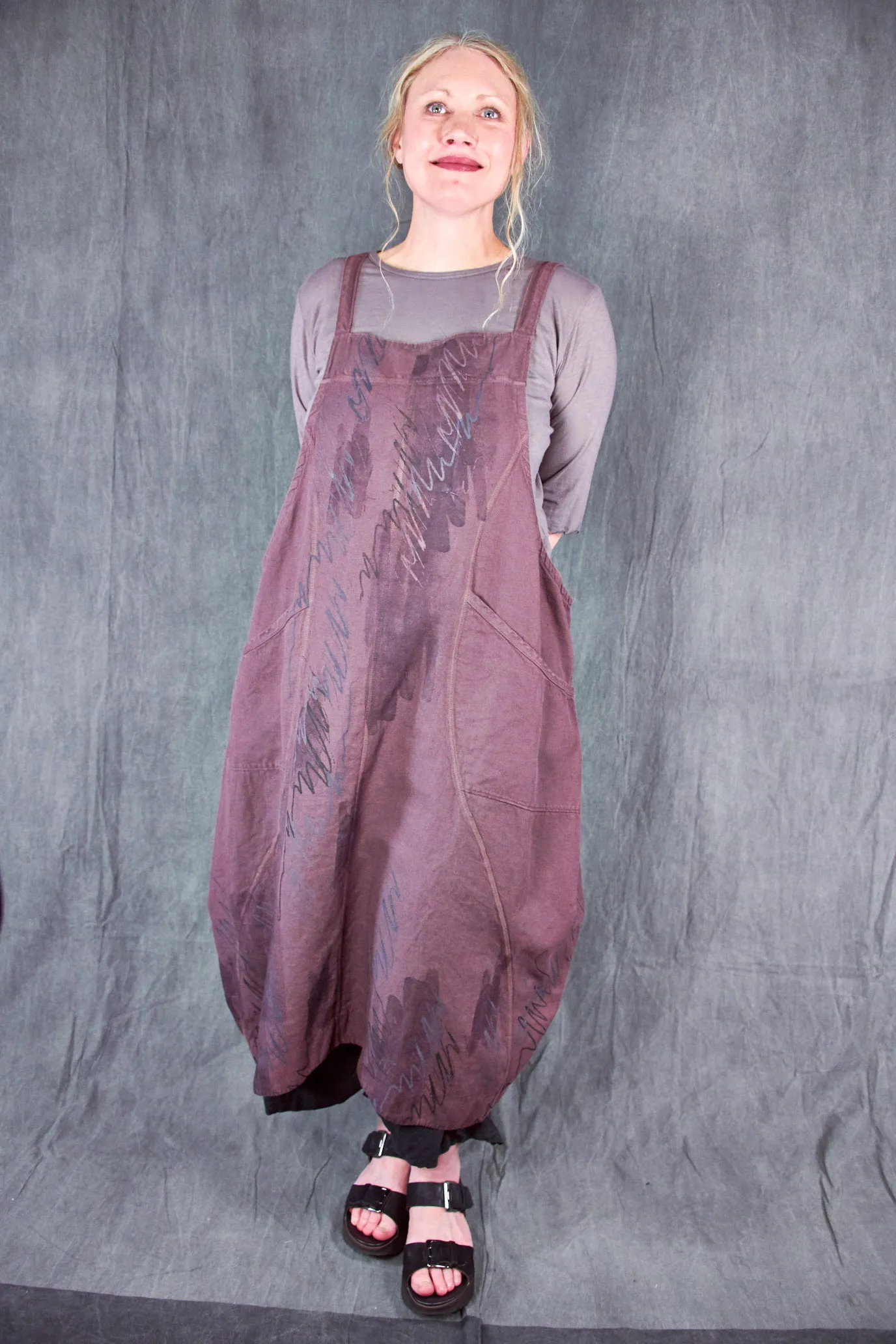 6211 Heavy Weave Linen Curve Apron Incense-P