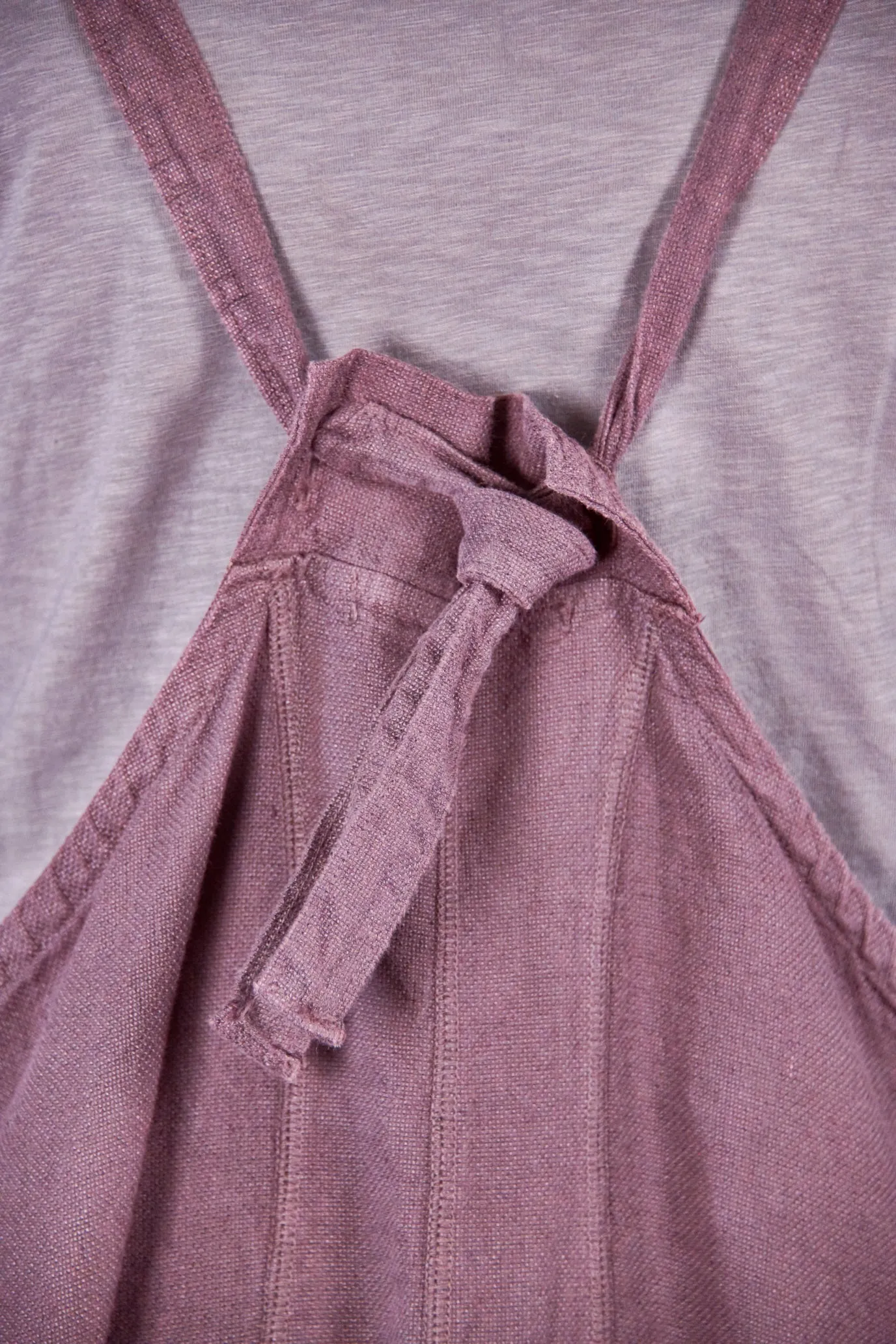 6211 Heavy Weave Linen Curve Apron Incense-P