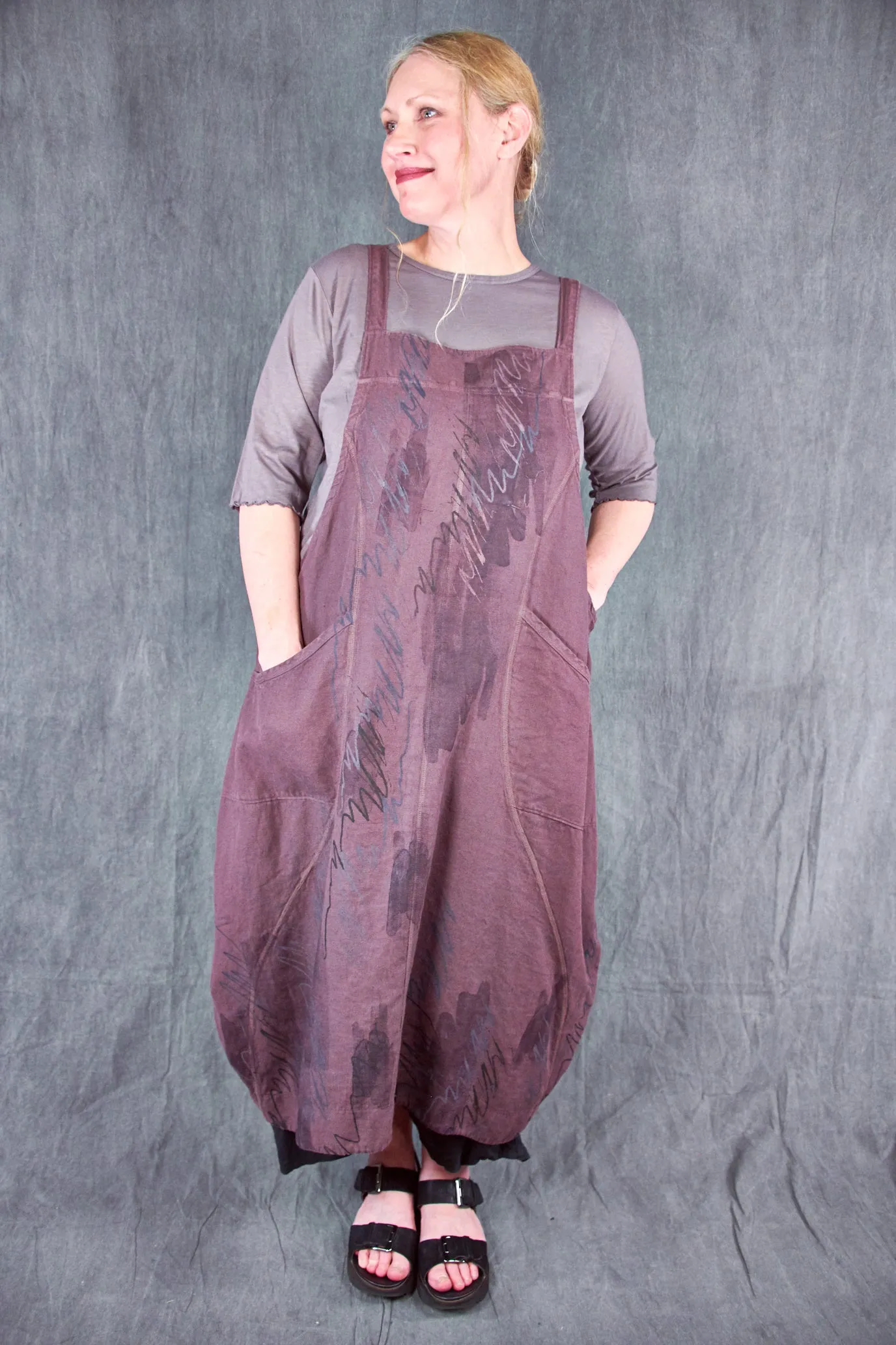 6211 Heavy Weave Linen Curve Apron Incense-P