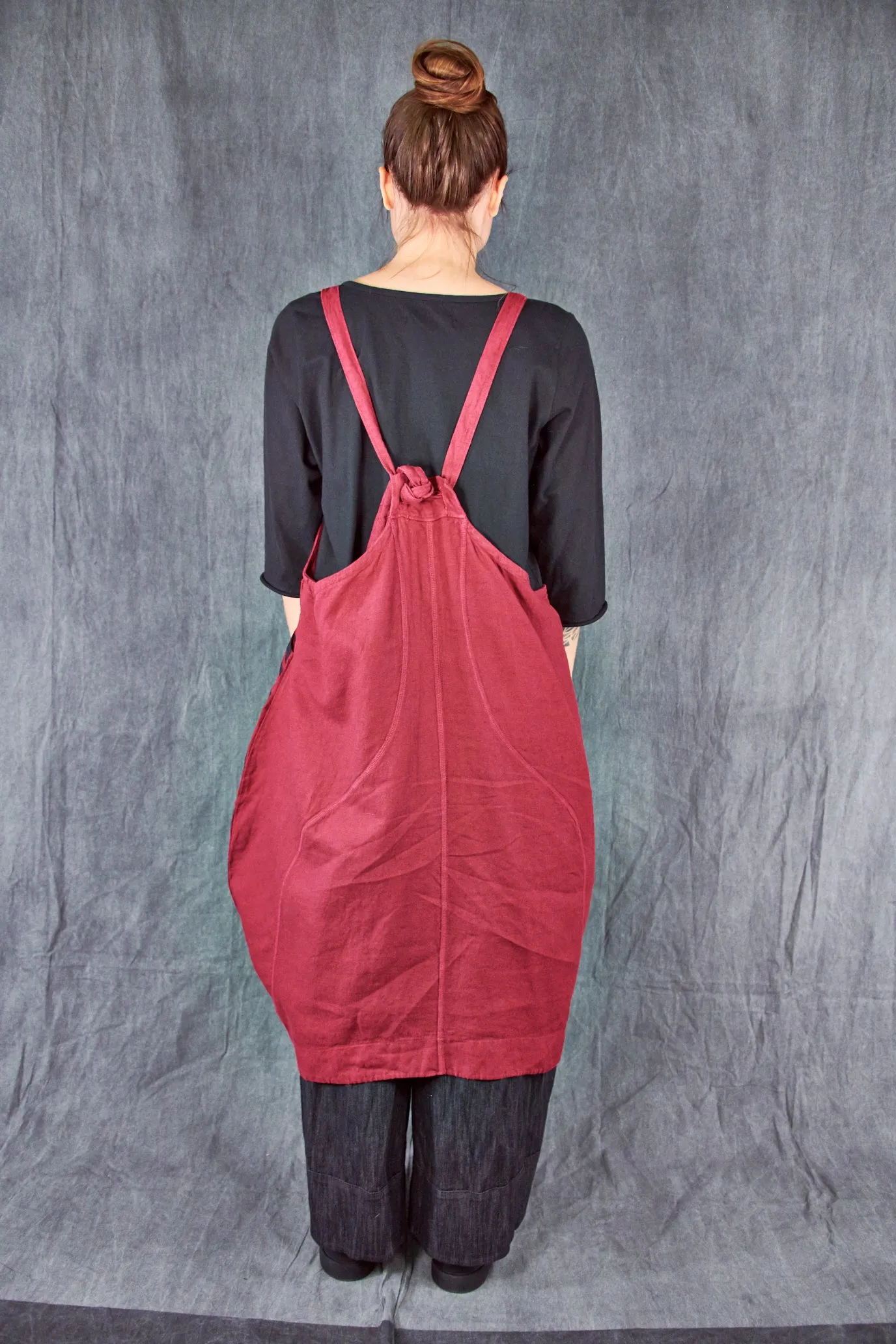 6211 Heavy Weave Linen Curve Apron Rosso-P