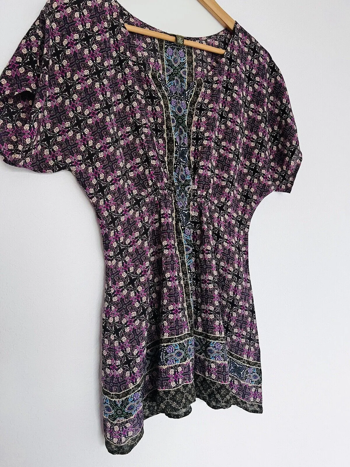 ANTHROPOLOGIE Fei 100% Silk Tunic Top Sz XS Dolman Geometric V-Neck Blouse