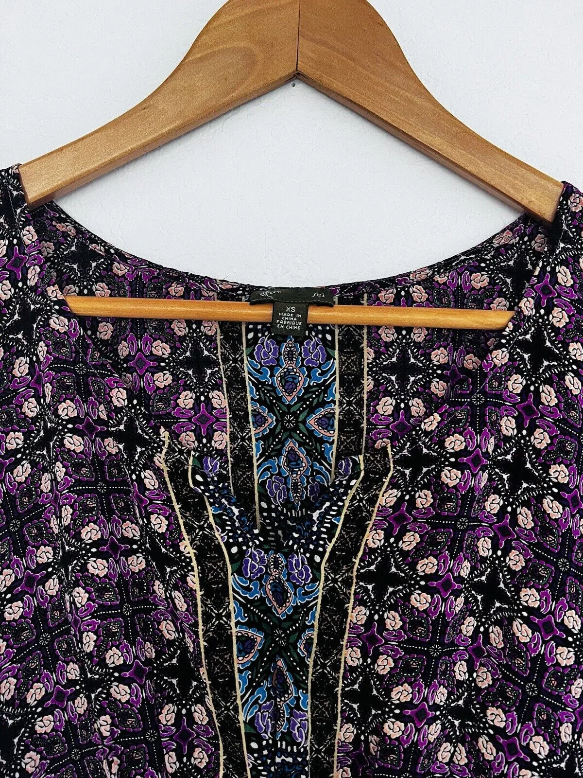 ANTHROPOLOGIE Fei 100% Silk Tunic Top Sz XS Dolman Geometric V-Neck Blouse
