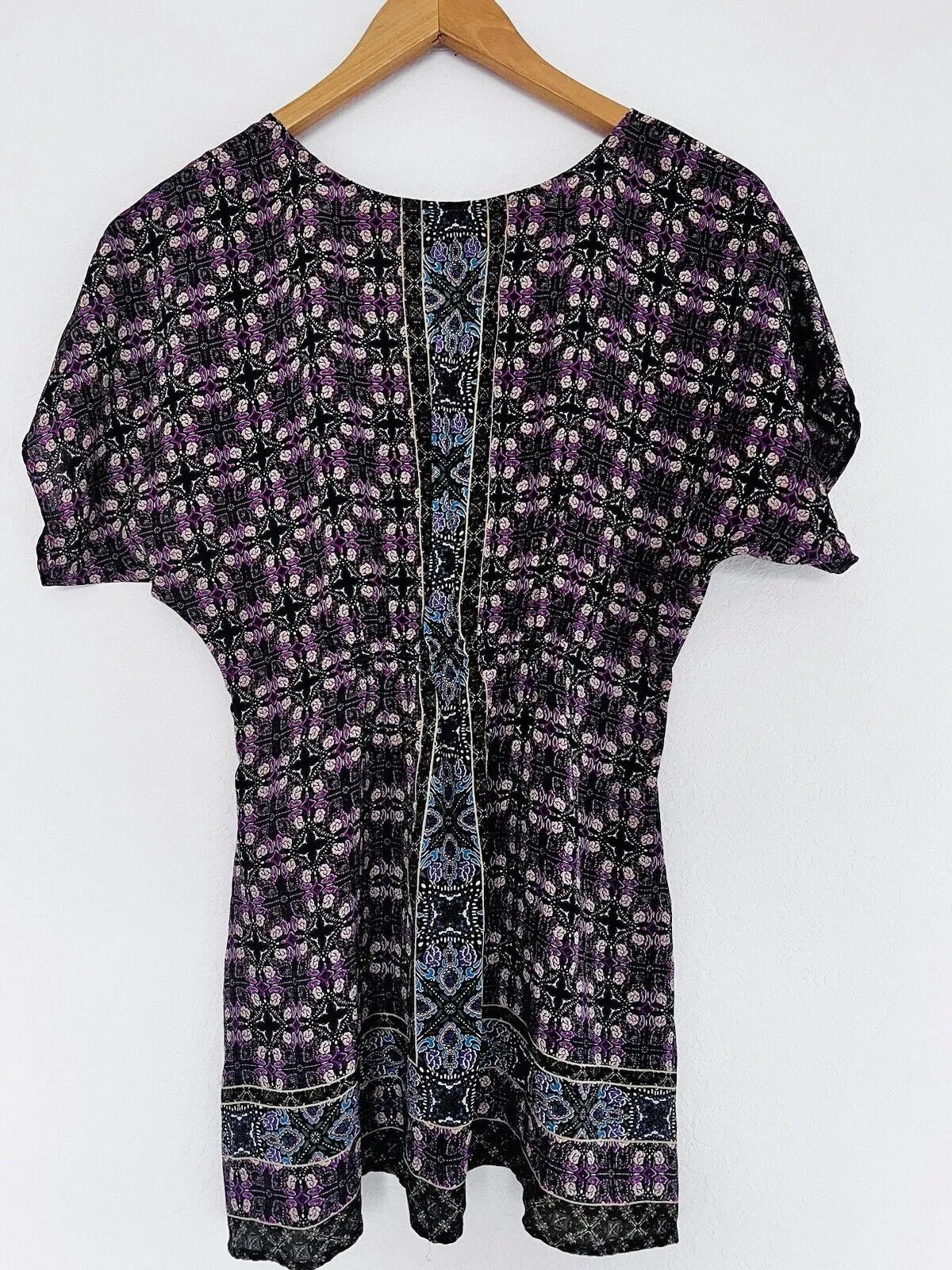 ANTHROPOLOGIE Fei 100% Silk Tunic Top Sz XS Dolman Geometric V-Neck Blouse