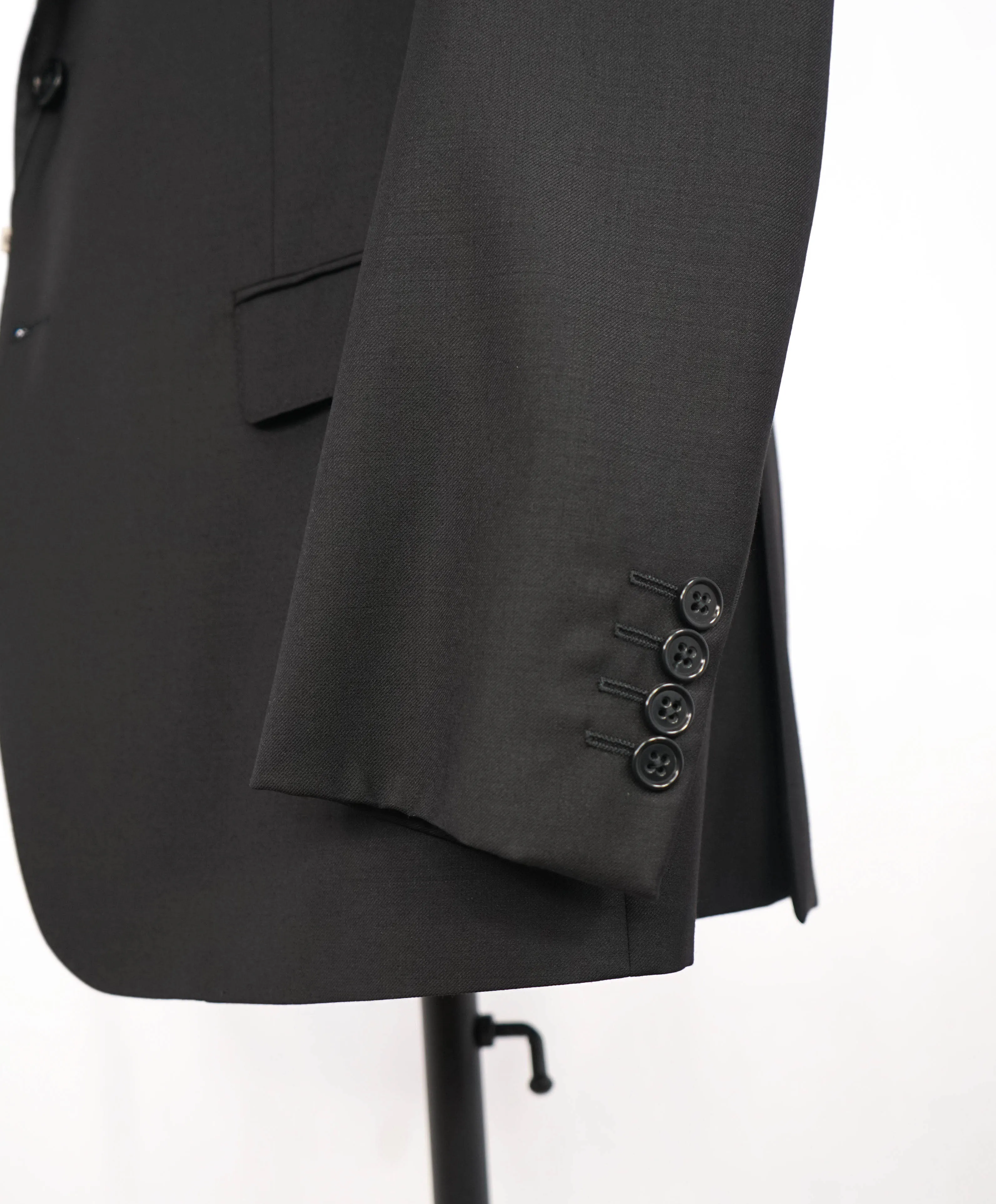 ARMANI COLLEZIONI -  "G Line" Modern Black Notch Lapel Suit - 40R