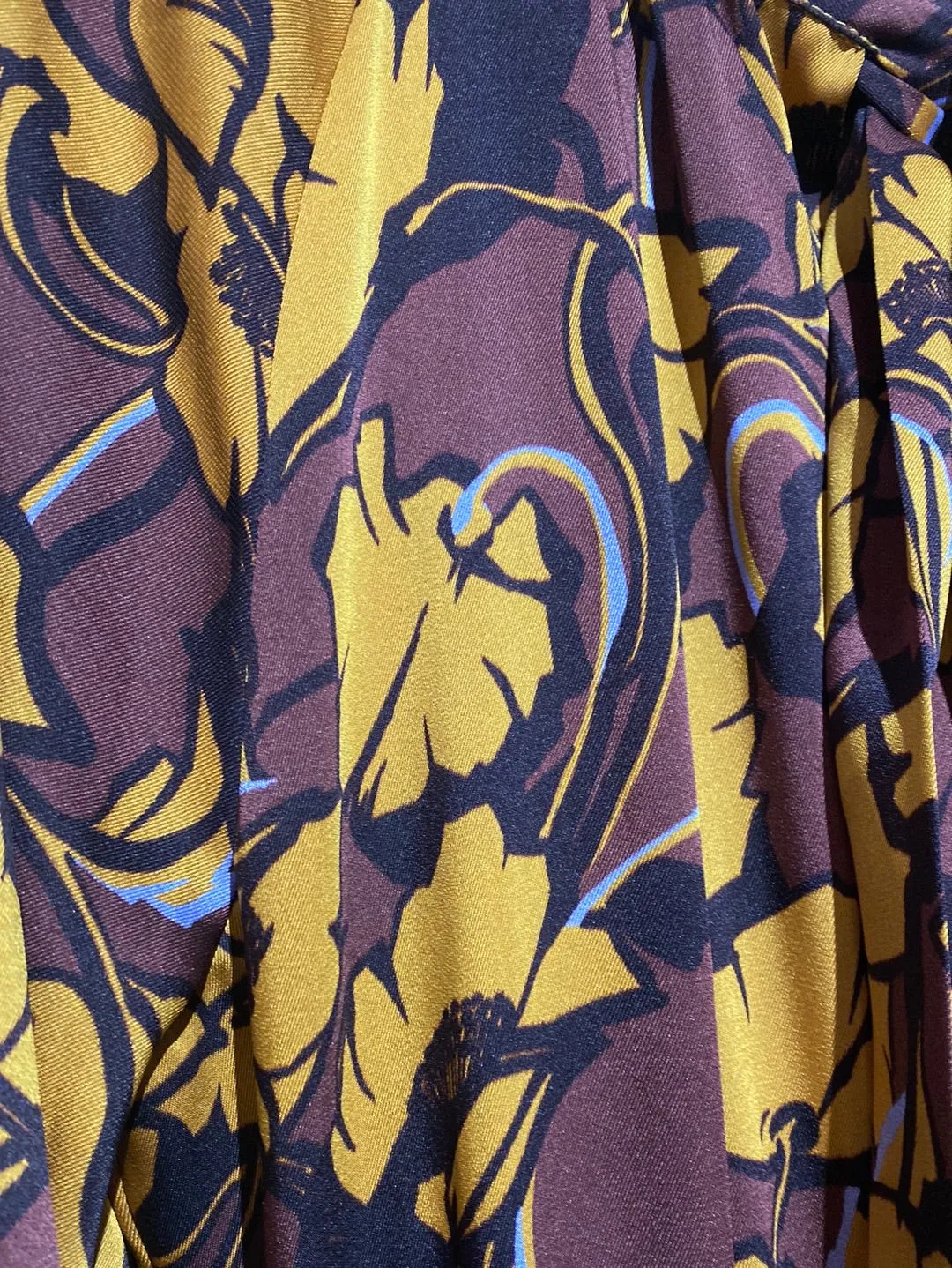 BEATRICE Gold and Floral Dress with Pleated Layered Bottom
