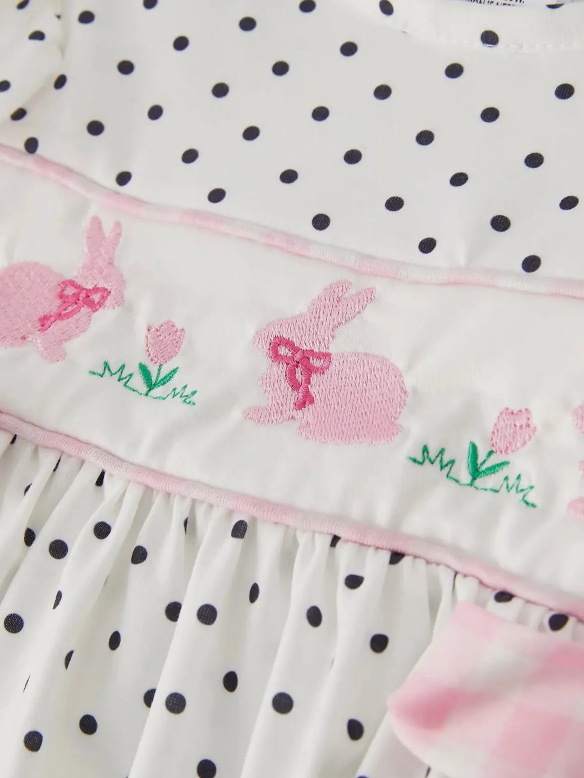 Bunny Hop & Dots Smocked Shorts Set: White Multi
