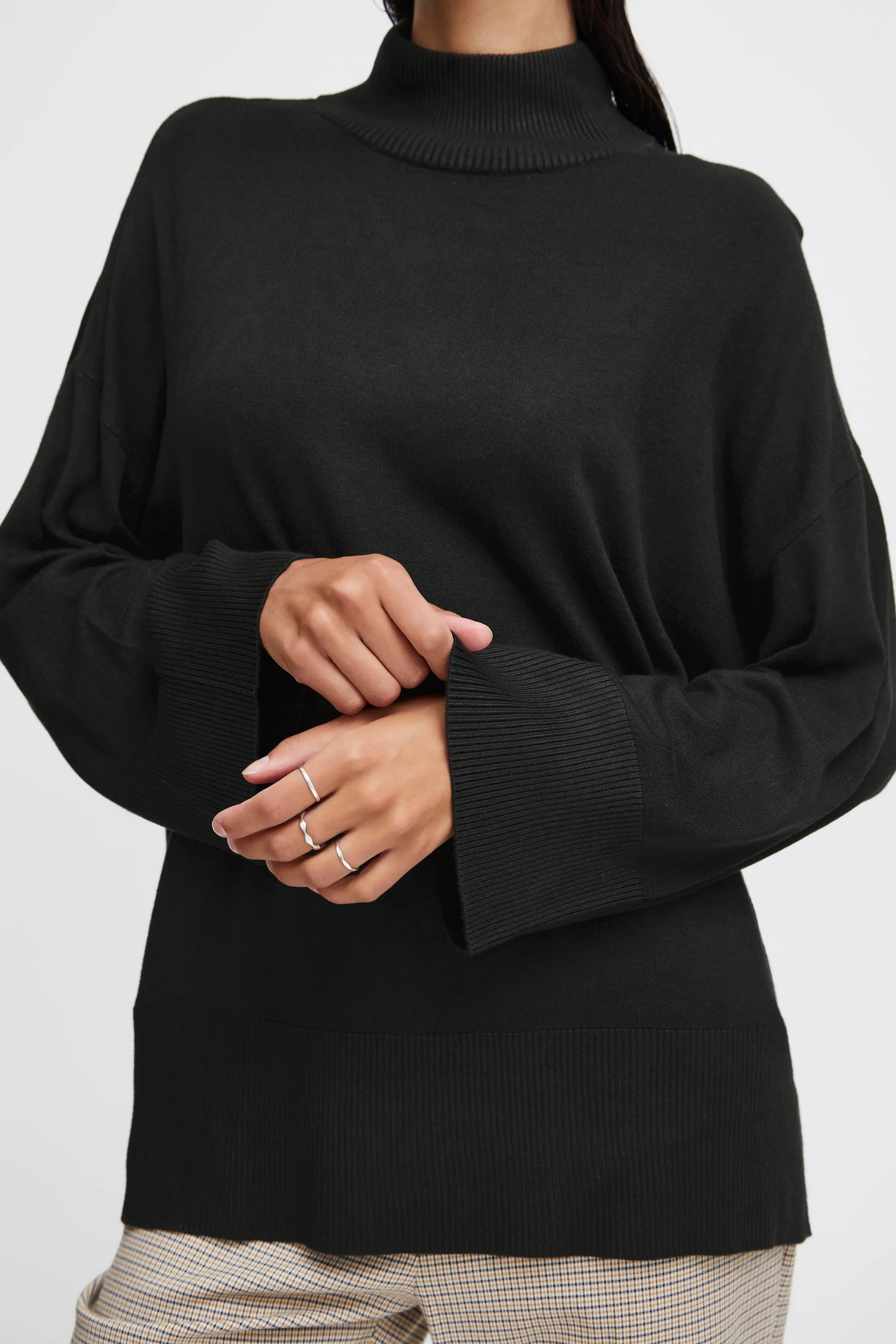b.young Pimba loose tunic in Black