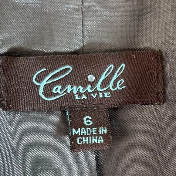 Camille LaVie Two-Button Grey Fitted Blazer Sz 6