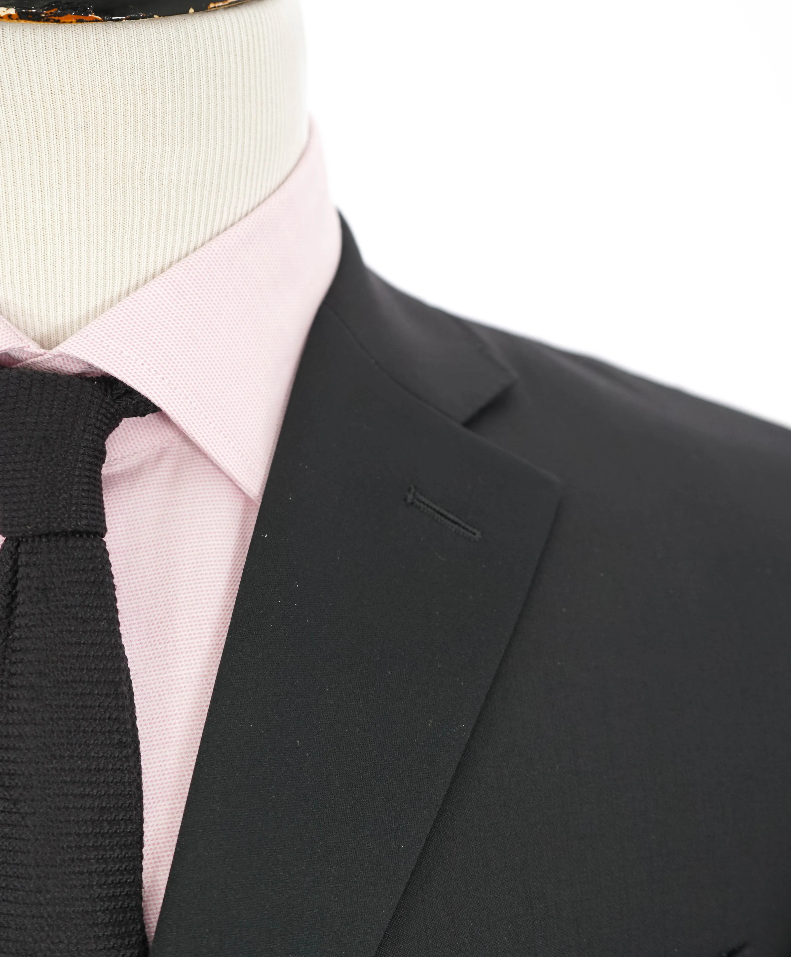 CANALI - Black *CLOSET STAPLE* Notch Lapel Tuxedo Suit - 44S