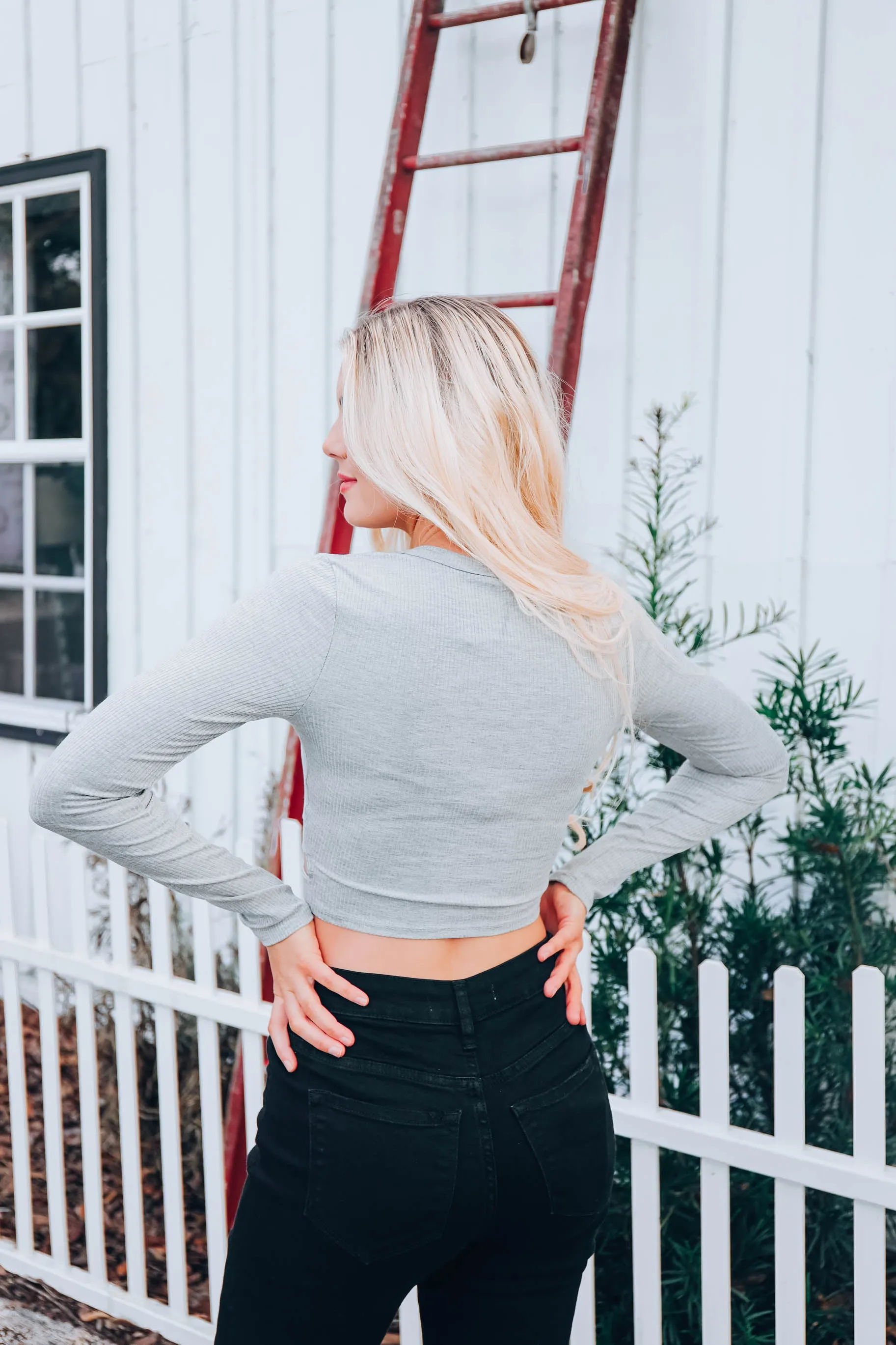 Captivating Ribbed Crop Top - Grey