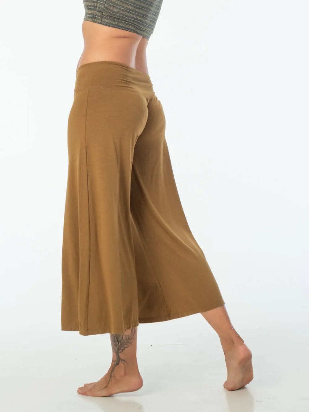 CU Cropped Flare Pants