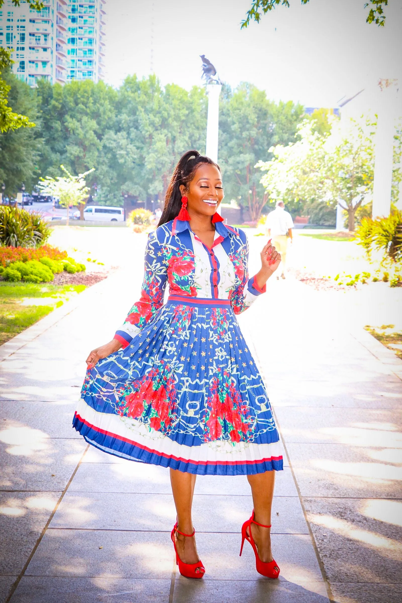 Daleyza Multi Color Print Long Sleeve Pleated Dress