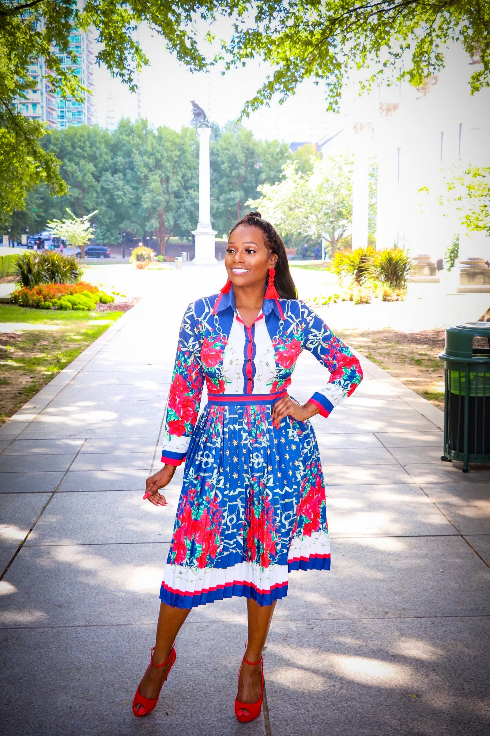 Daleyza Multi Color Print Long Sleeve Pleated Dress