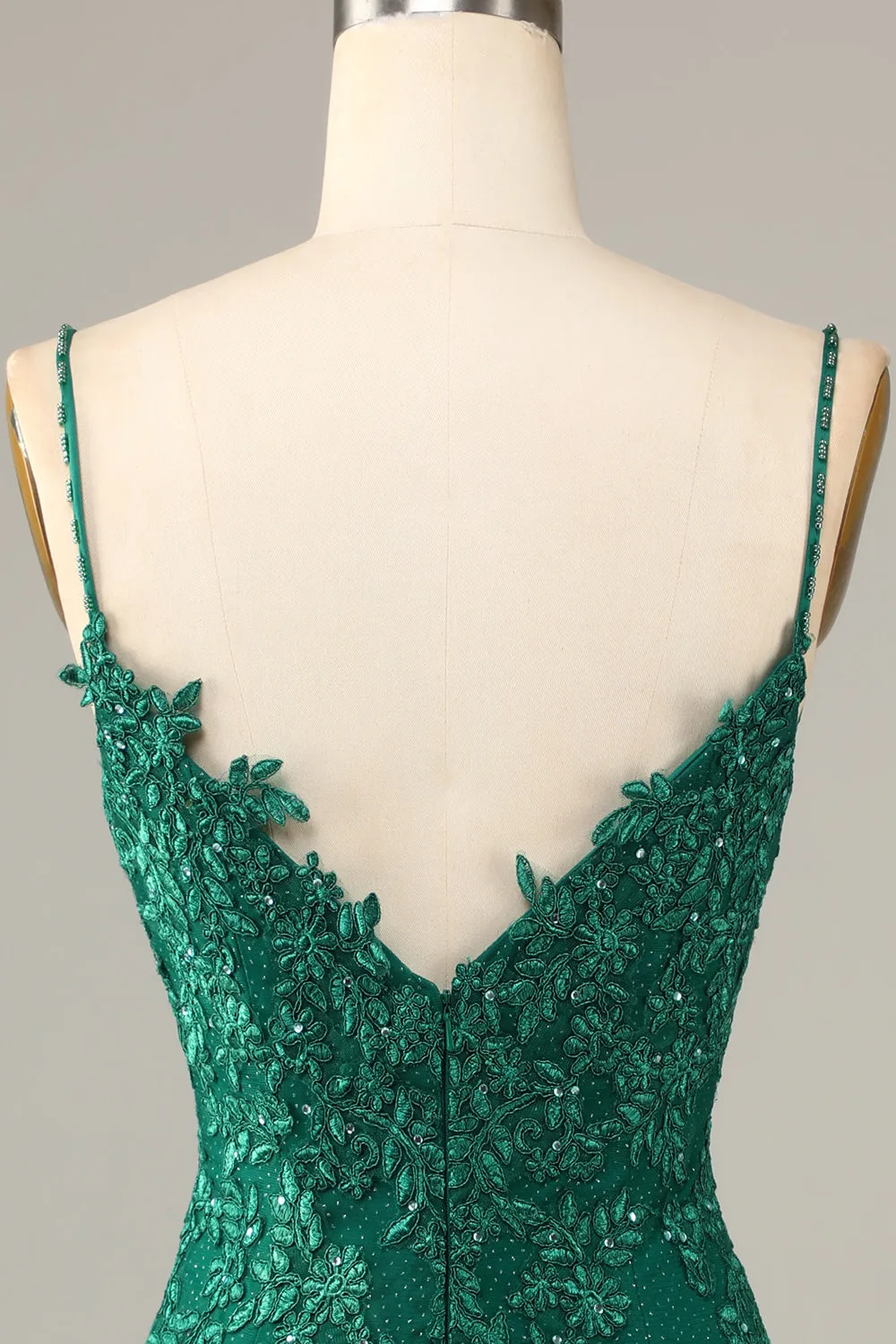 Dark Green Sheath Spaghetti Straps Beaded Short Homecoming Dress with Appliques