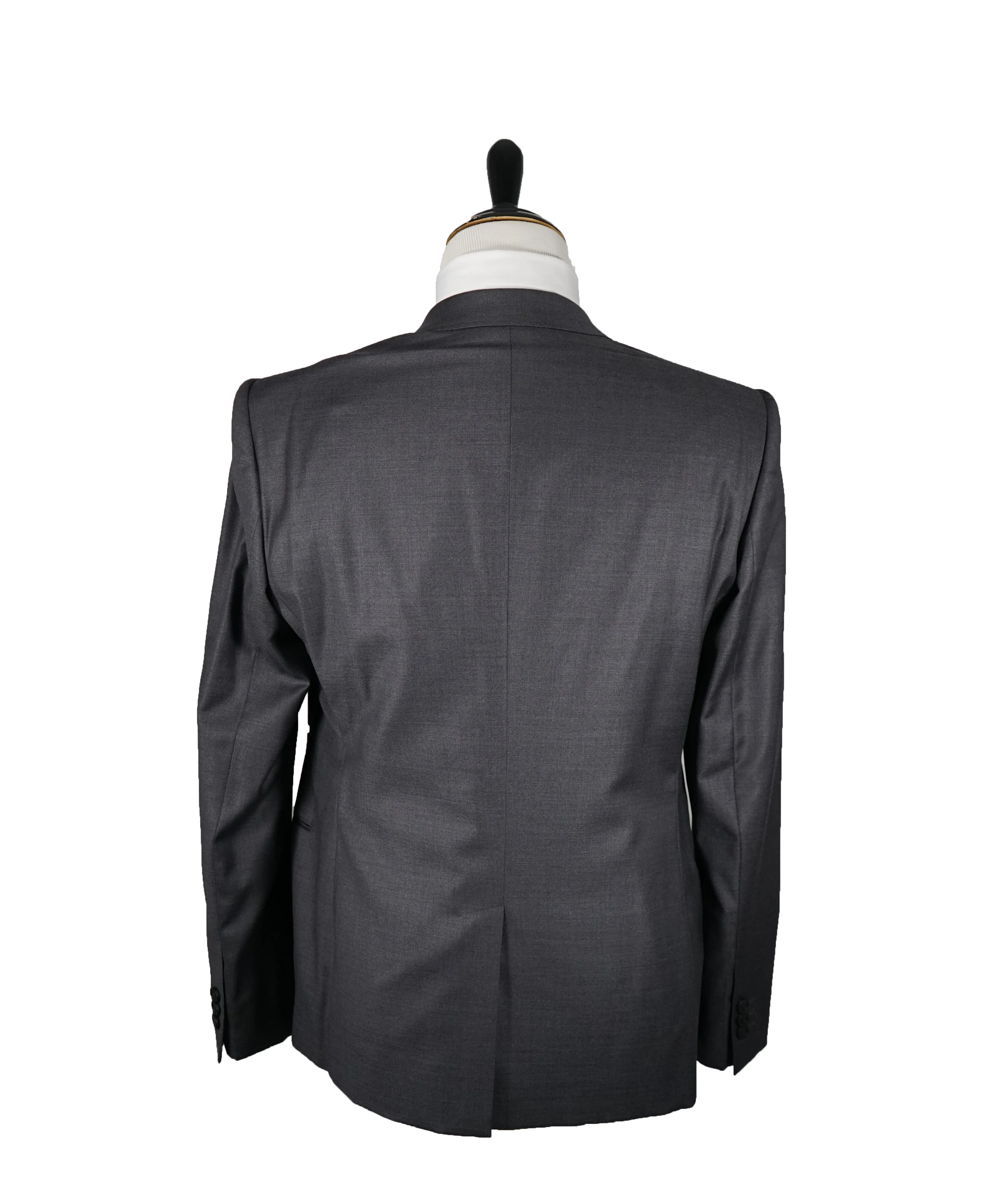 EMPORIO ARMANI - Robert Line Peak Lapel Suit - 44R