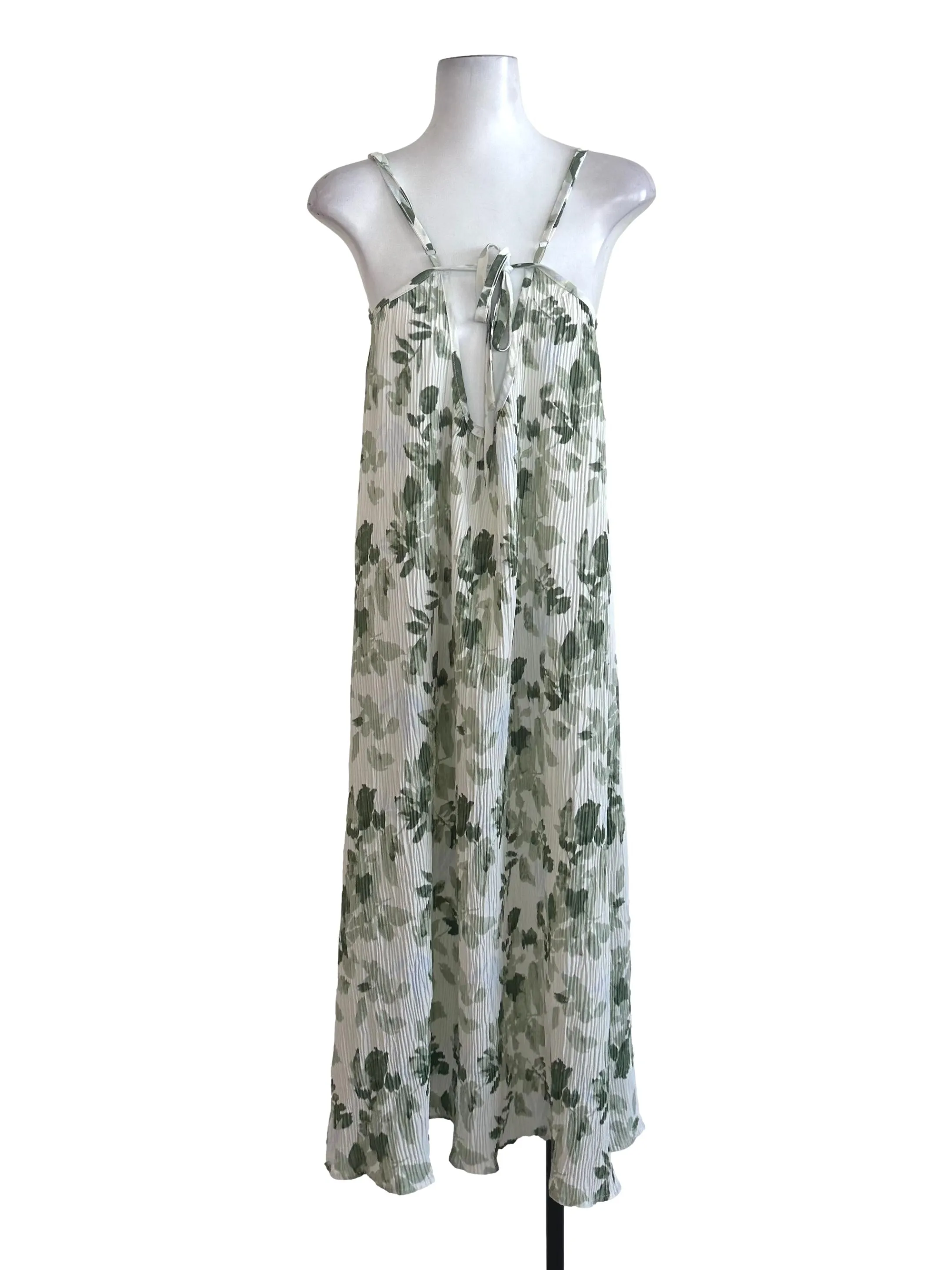Green White Pleated Pattern Dress