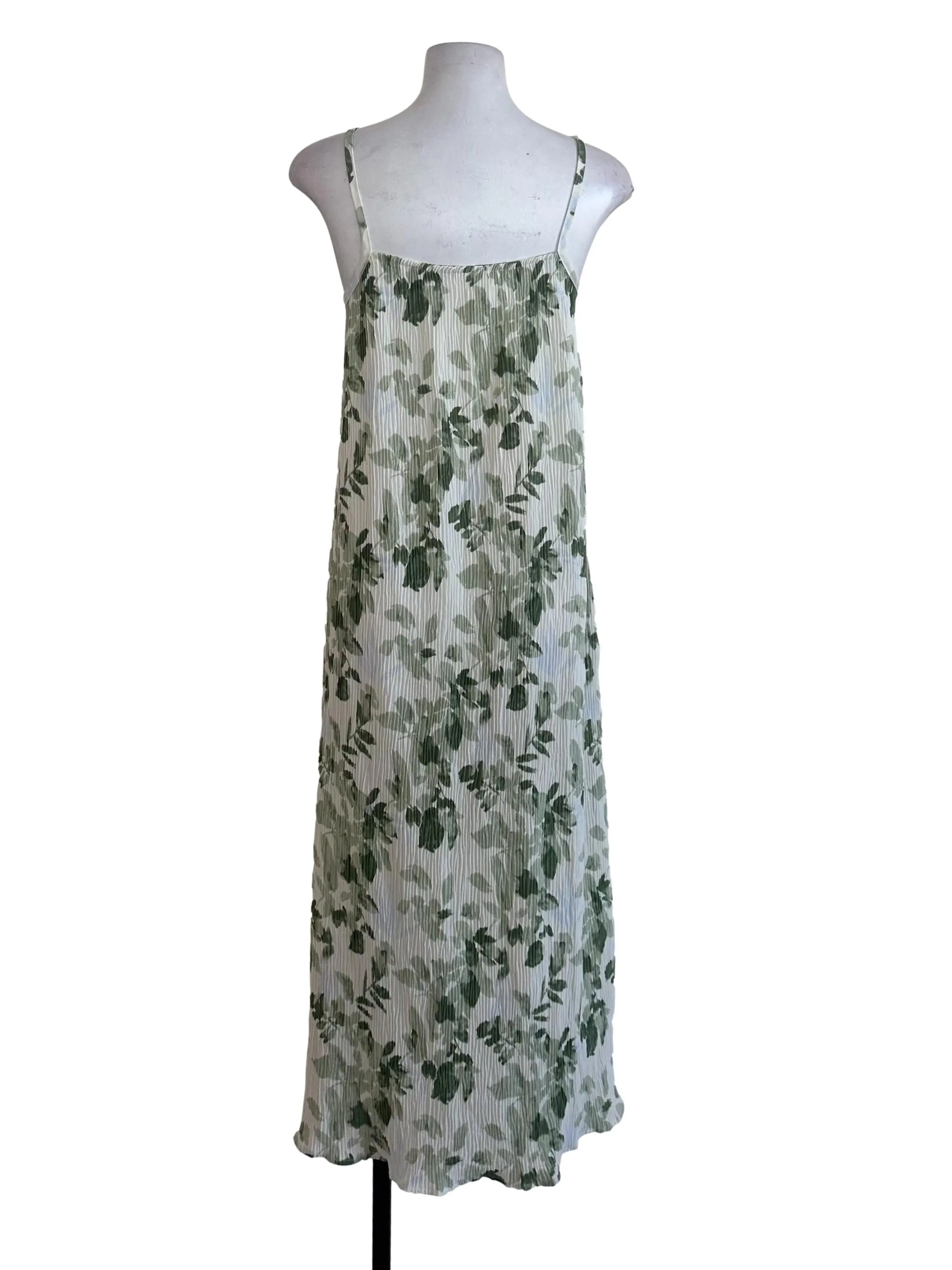 Green White Pleated Pattern Dress