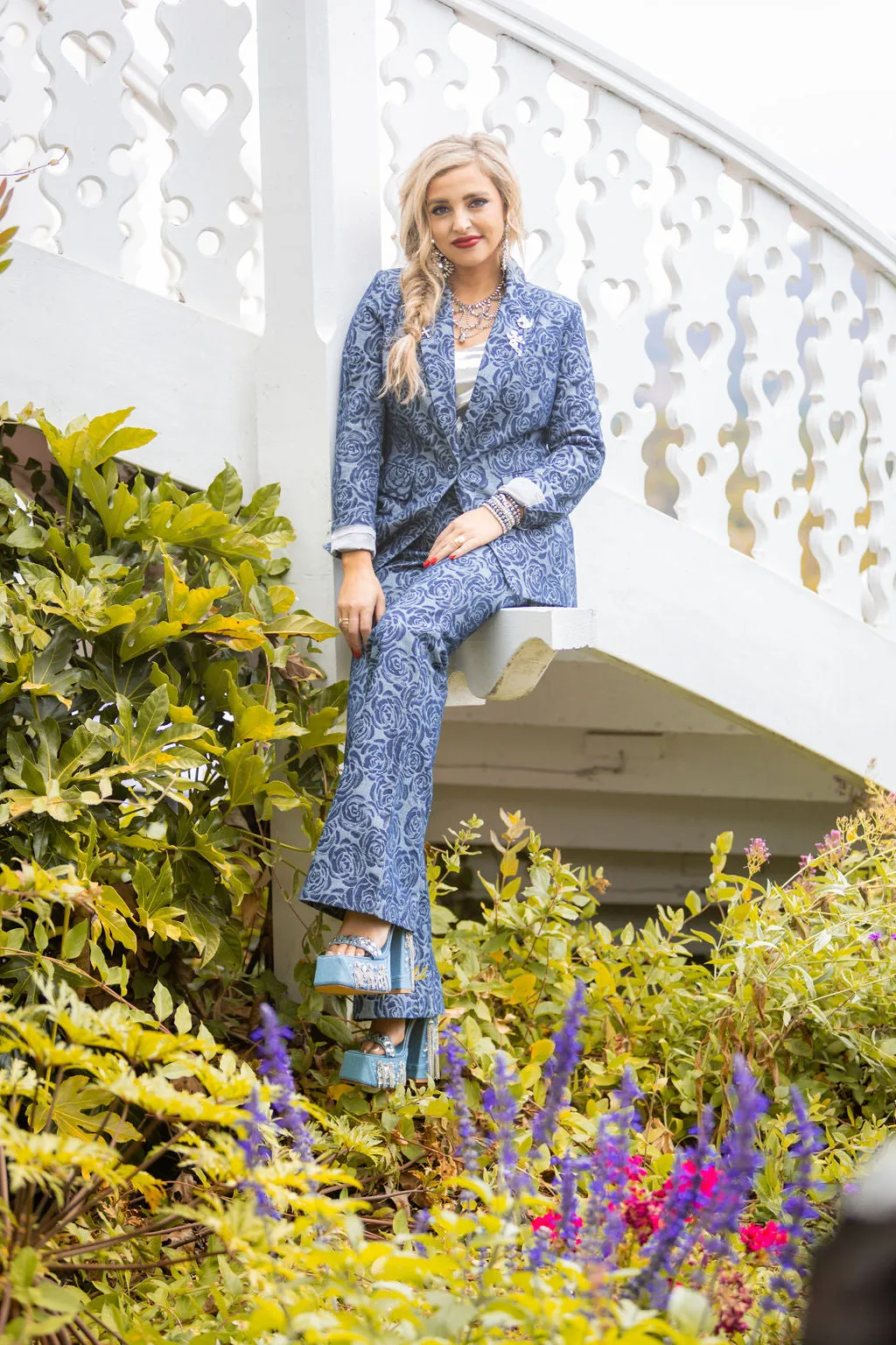 Iconic Q Blazer