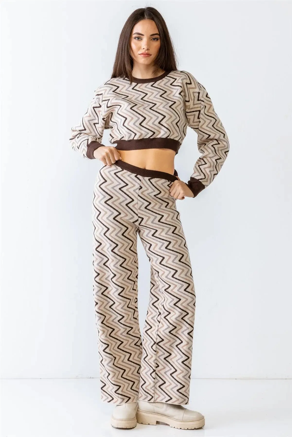 Ivory Multi Geometrical Print Crop Top & High Waist Wide Leg Set /1-2-2-1