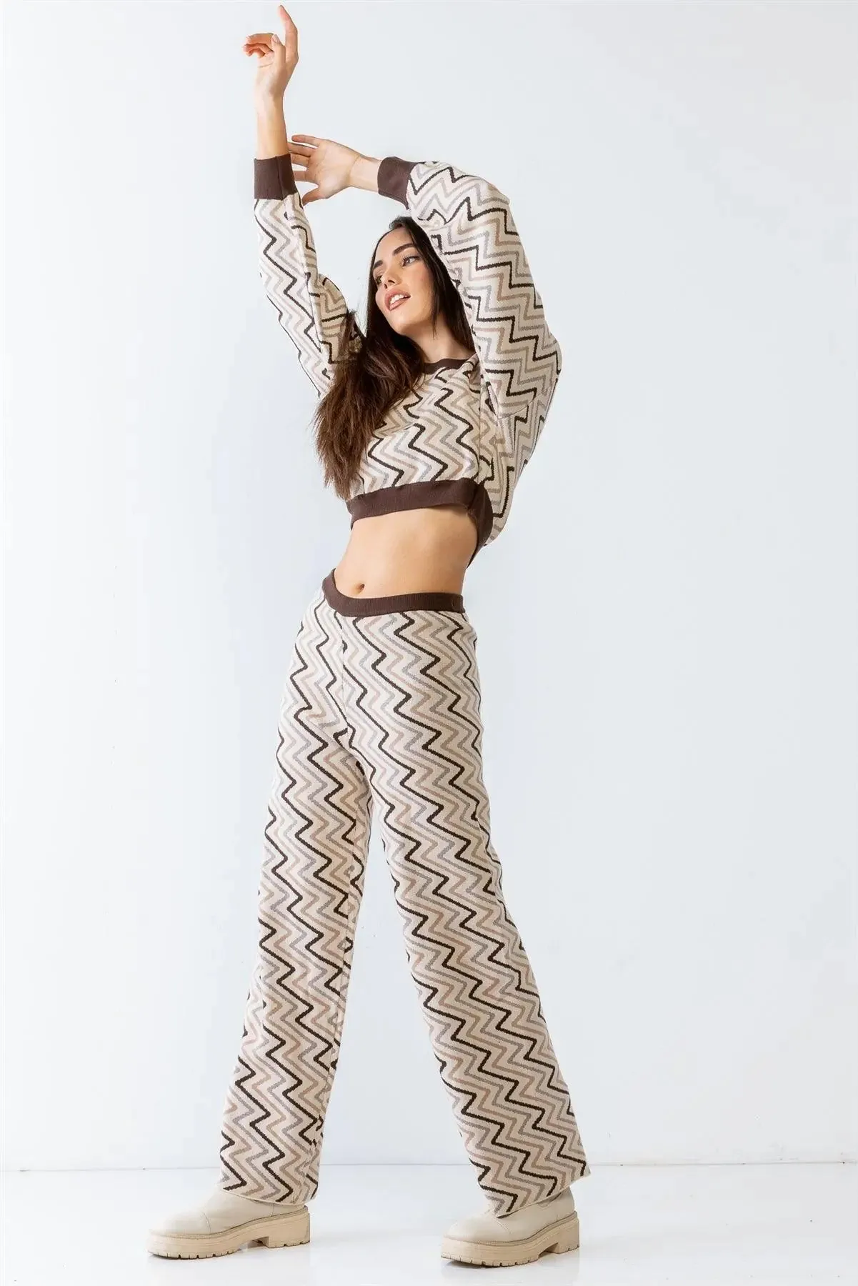 Ivory Multi Geometrical Print Crop Top & High Waist Wide Leg Set /1-2-2-1