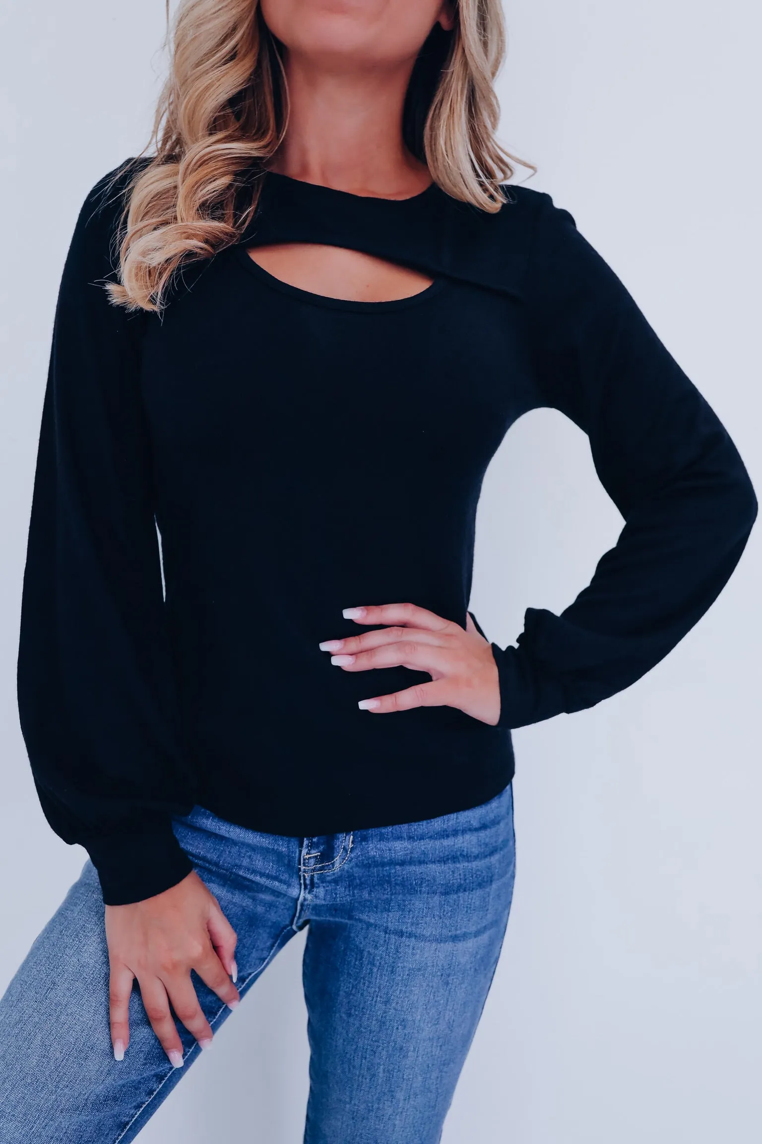 Kait Cut Out Long Sleeve Top - Black
