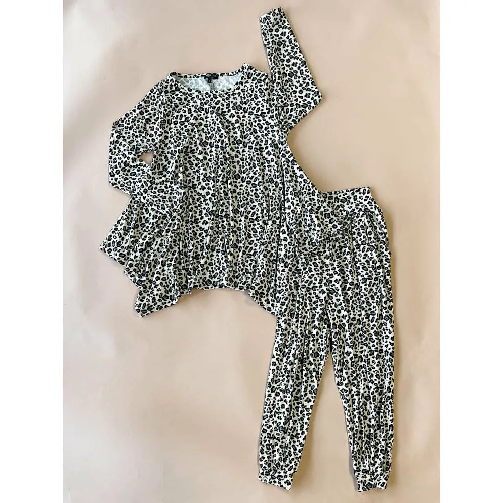 Kay Adult Tunic Top | Cream Cheetah