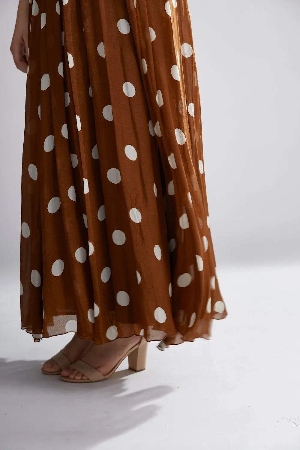 Koai   I   Brown And Cream Polka Pleated Dress