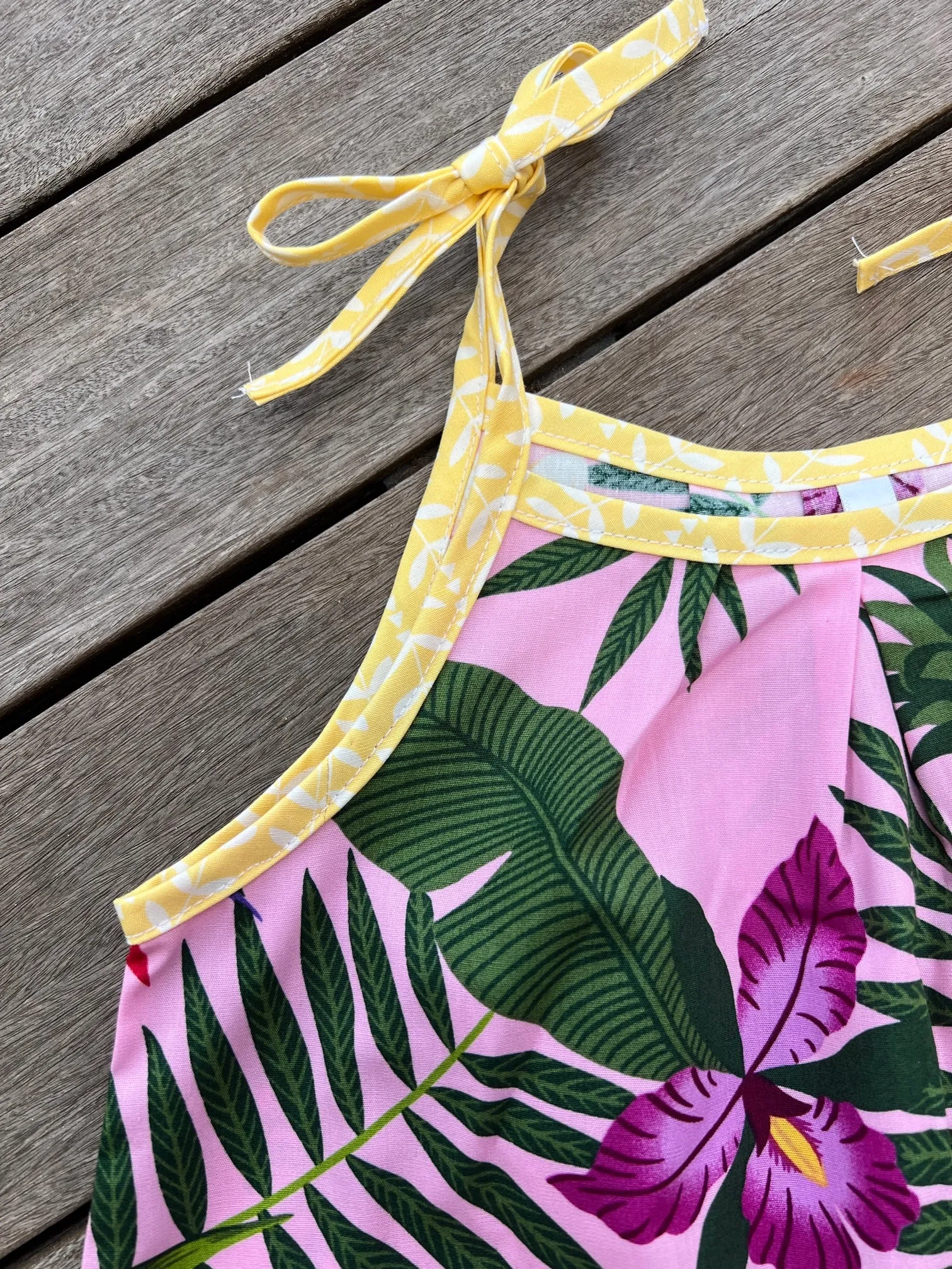 LANI DRESS - pink Pineapple