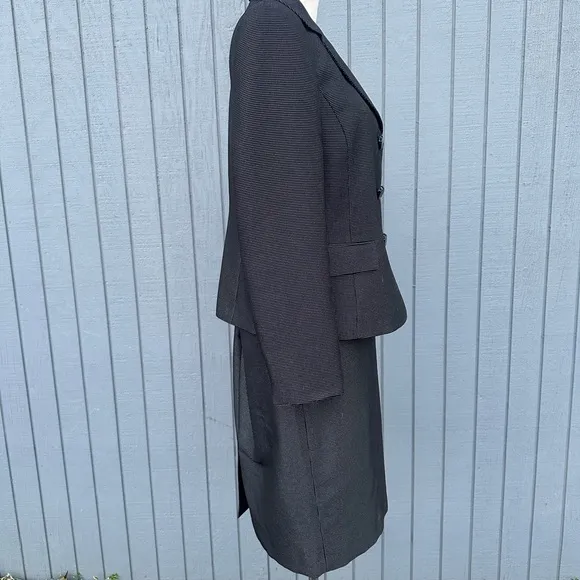 Le Suit Black with Silver Threads Two Piece Skirt and Blazer