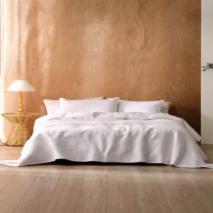 Linen House Coverlet Quilt Set White Manon