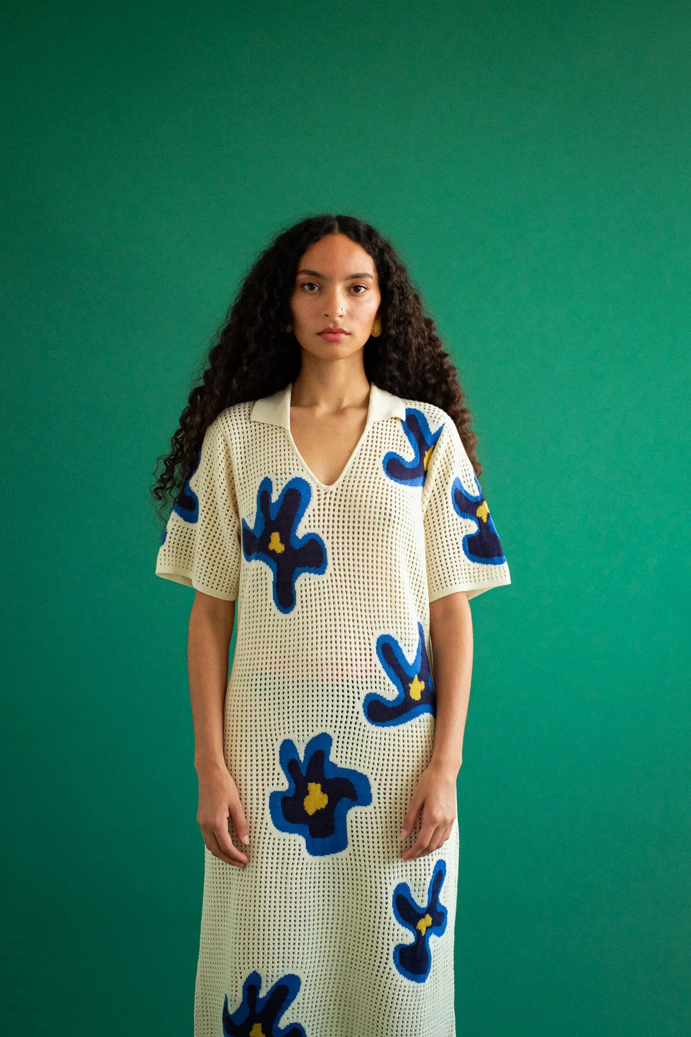 lucia dress in sapphire floral size small sample