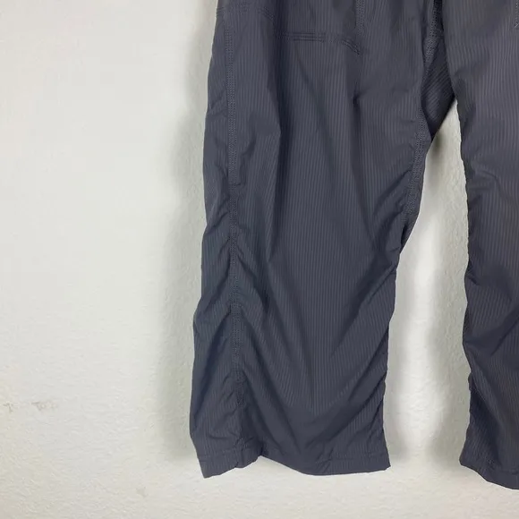 Lululemon Womens Size 8 Dance Studio Pants 19&quot; Cropped Capri Gray Lightweight