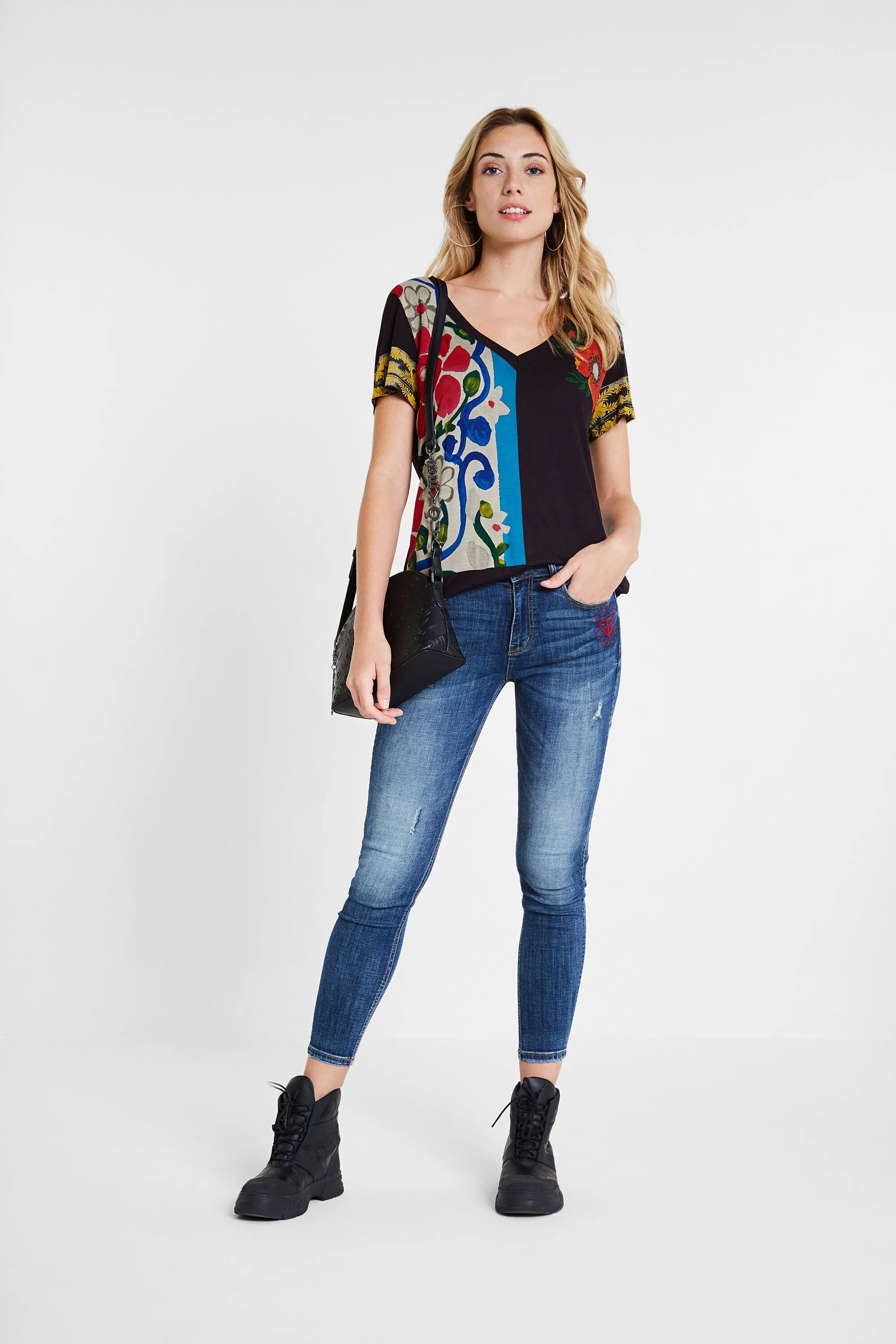 Montana Slim Fine Knit Long Sleeve Jumper Top