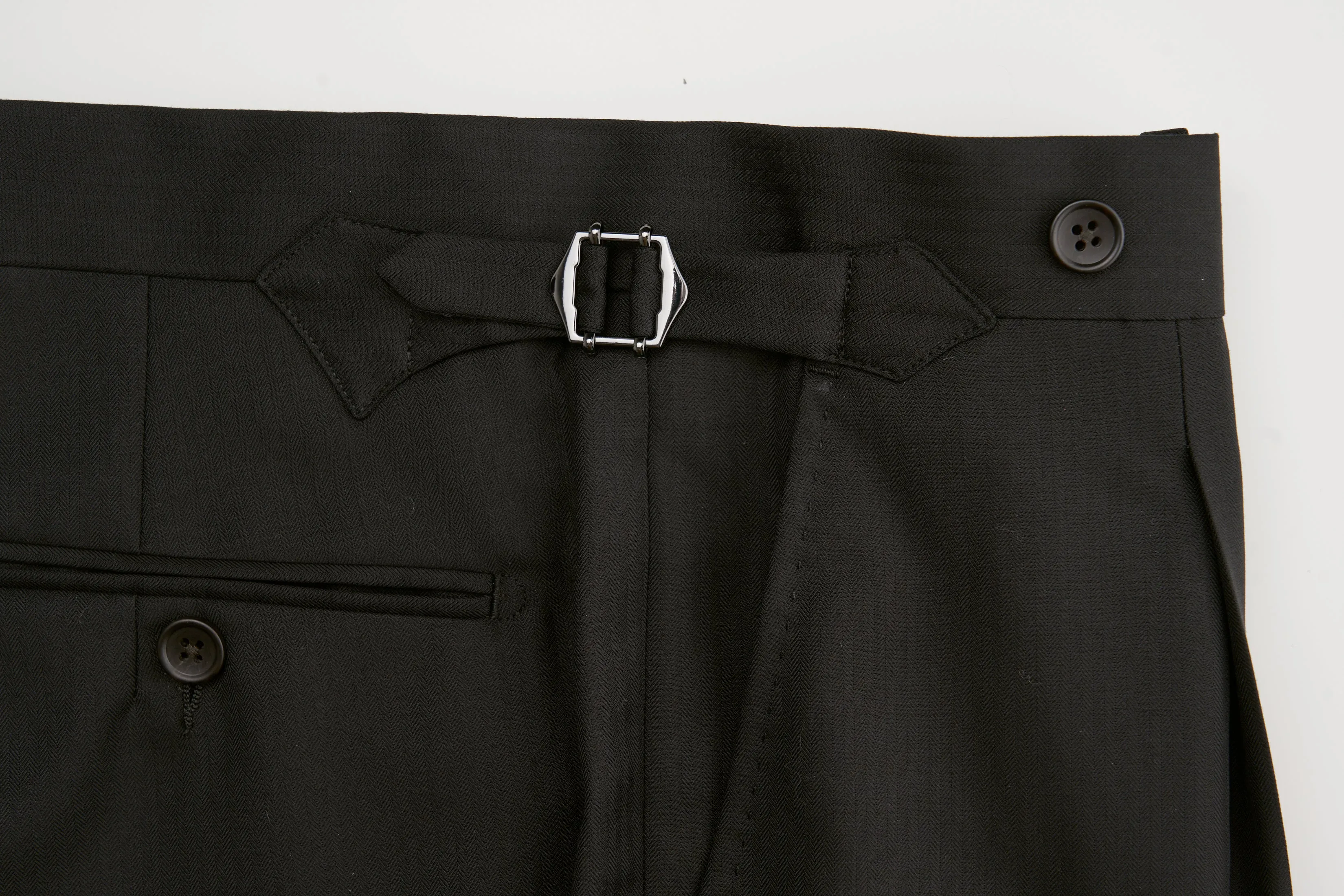 New Suitsupply Havana Black Herringbone Pure Wool Super 130s Suit - Size 38R (Final Sale)