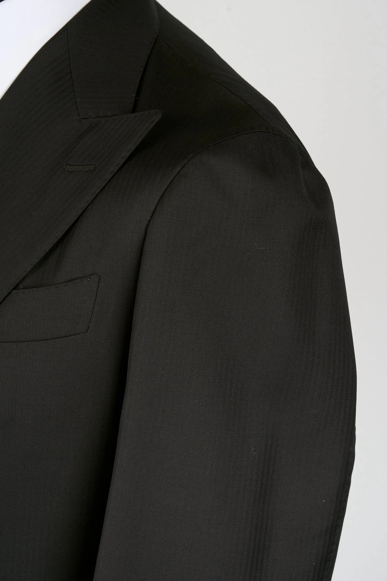 New Suitsupply Havana Black Herringbone Pure Wool Super 130s Suit - Size 38R (Final Sale)