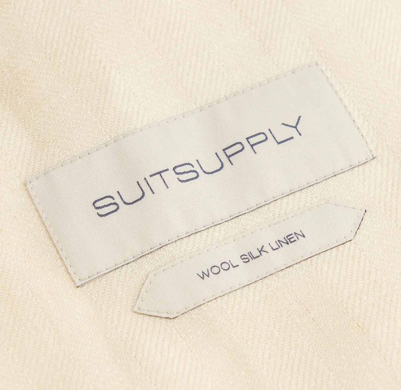 New Suitsupply Havana Jetted Off White Herringbone Wool, Tussah Silk, Linen 3 Piece DB Suit - Size 46R (Final Sale)