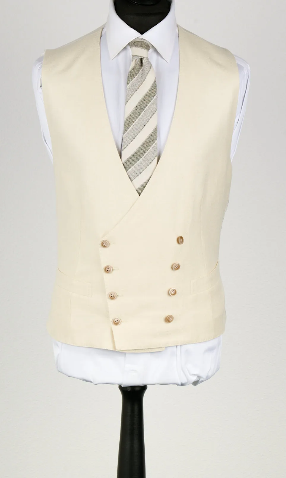 New Suitsupply Havana Jetted Off White Herringbone Wool, Tussah Silk, Linen 3 Piece DB Suit - Size 46R (Final Sale)