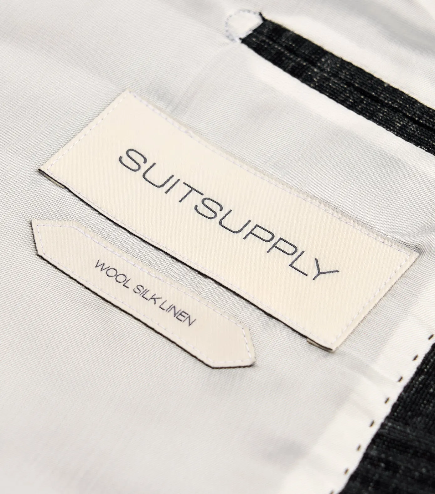 New Suitsupply Lazio Dark Gray Check Wool, Silk and Linen Suit - Size 44R
