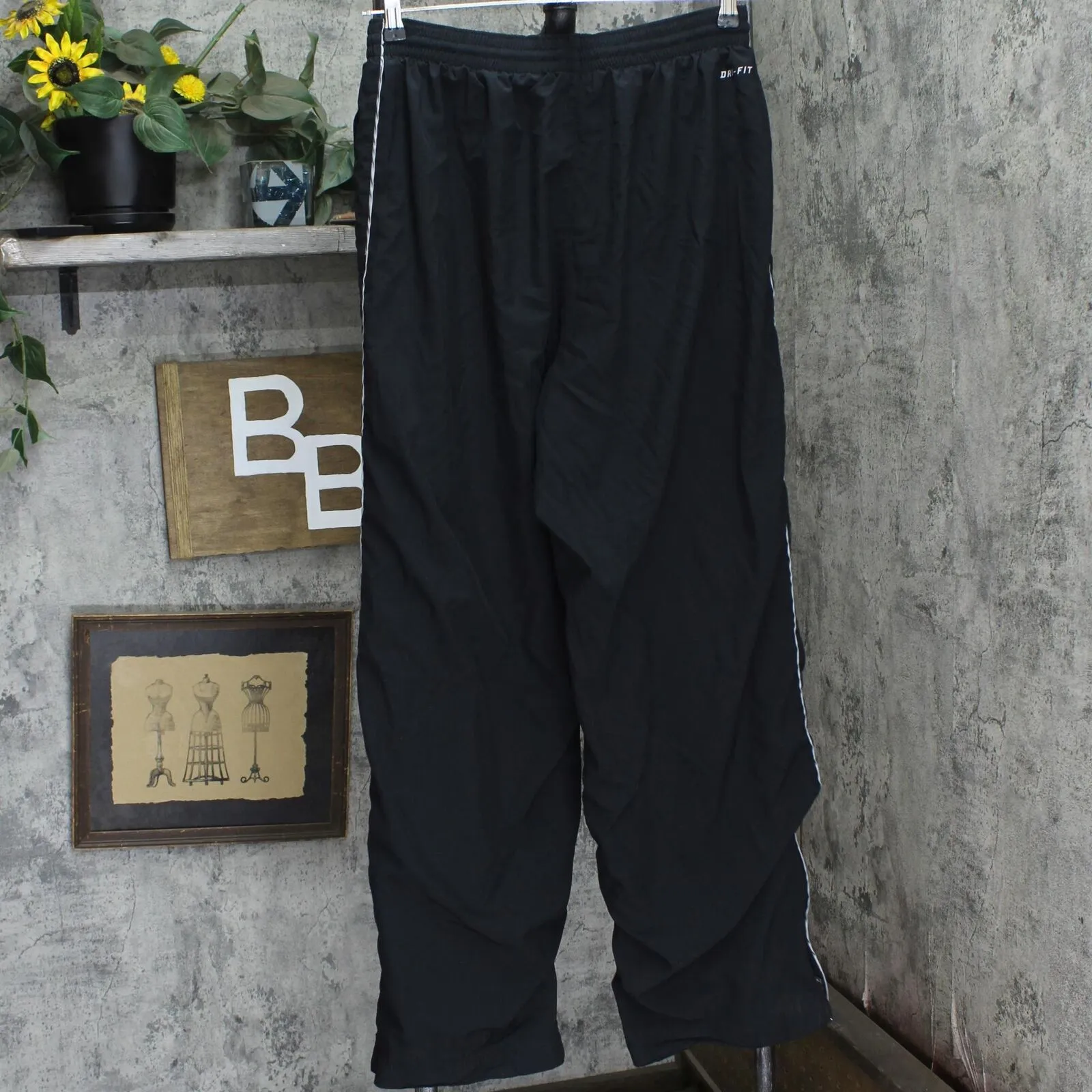 Nike Mens Lined Dri-Fit Windbreaker Microfiber Pants 16791702f25d25 Black L