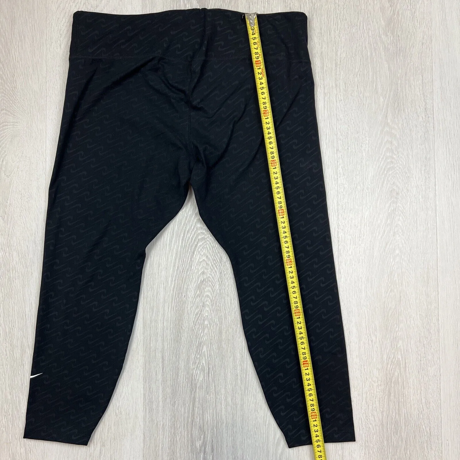 Nike Womens Dri-Fit Cropped Leggings Size 2XL